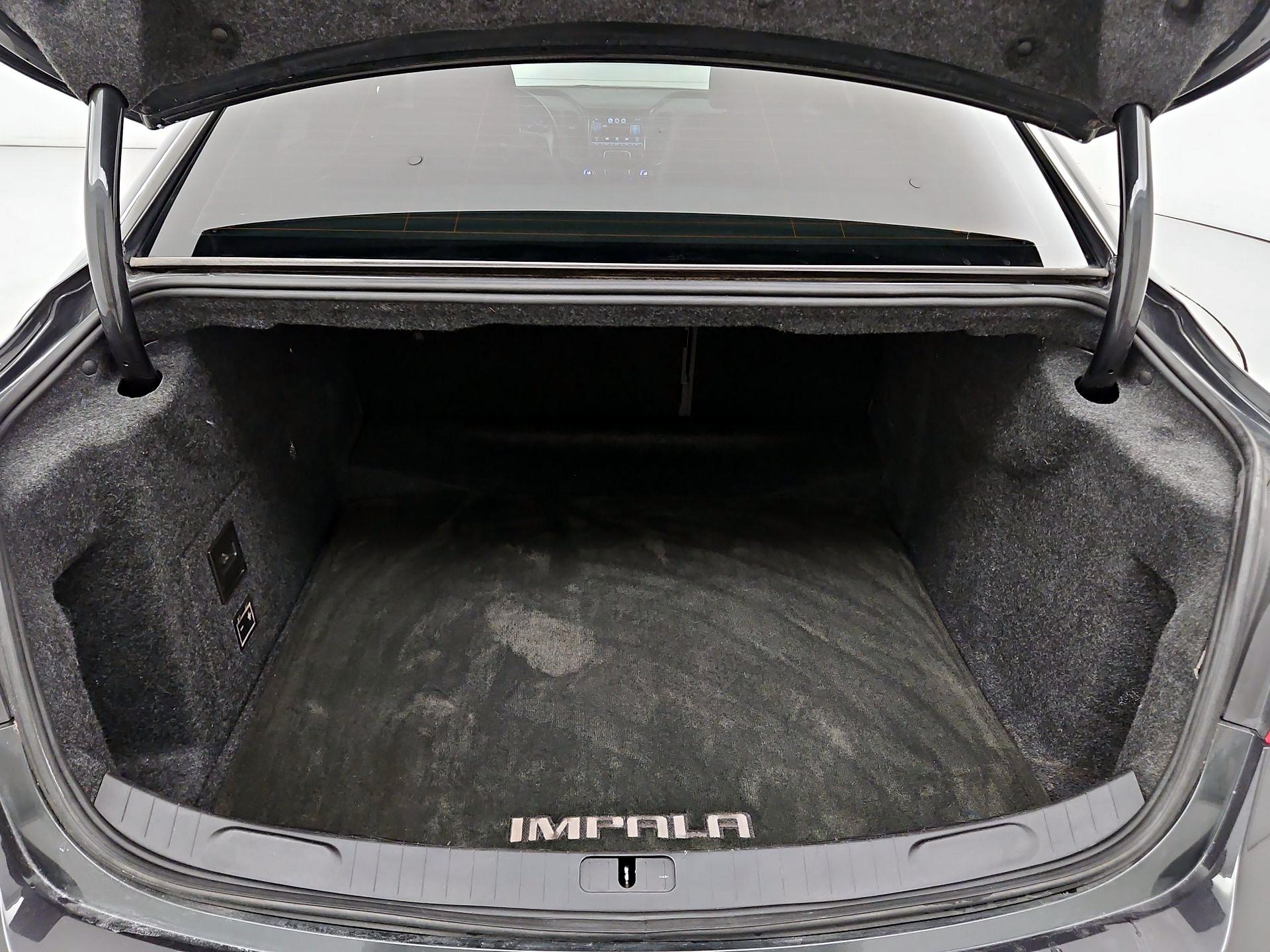 Thumbnail: 2015 Chevrolet Impala - 18