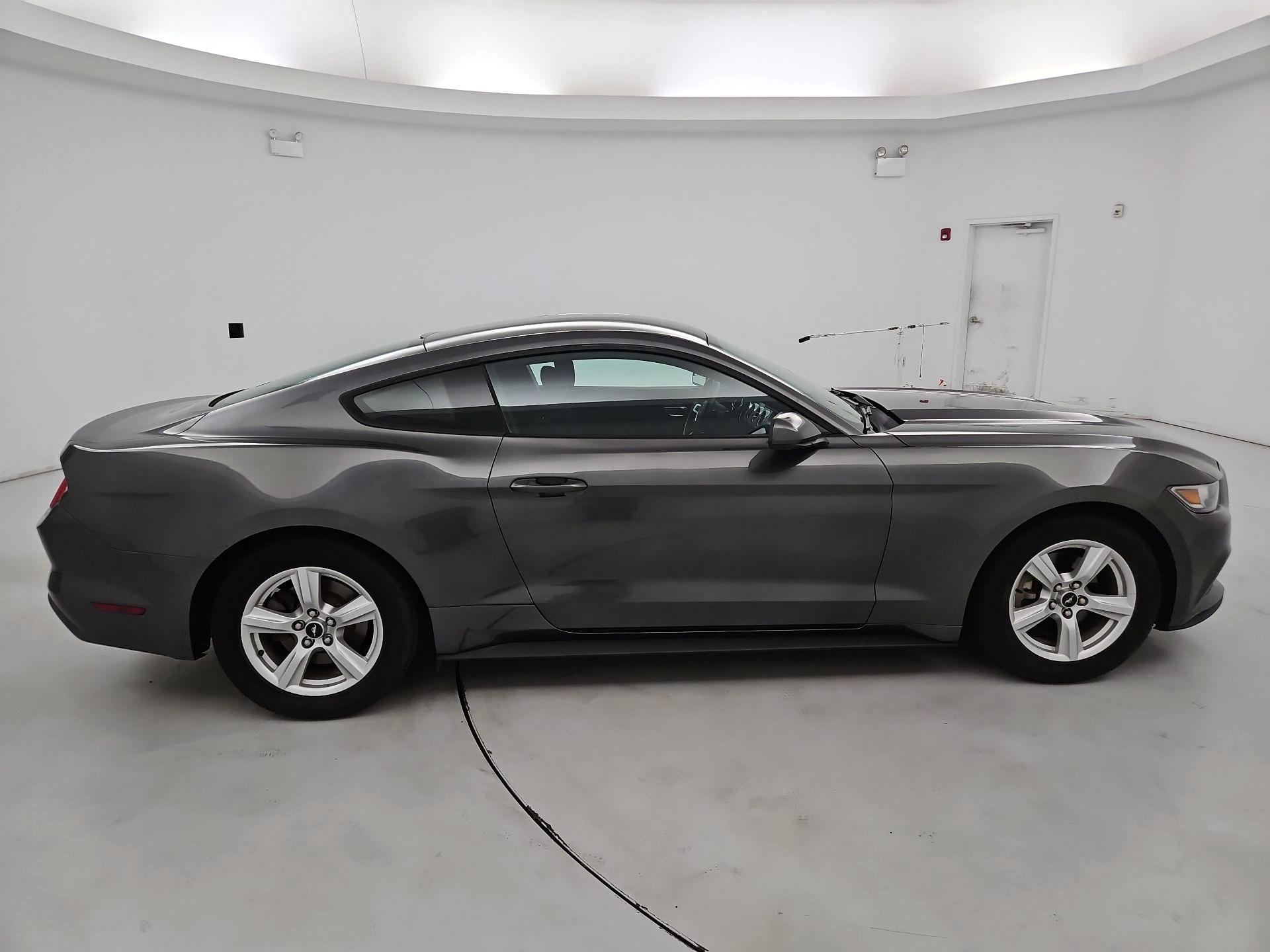 Thumbnail: 2015 Ford Mustang - 4