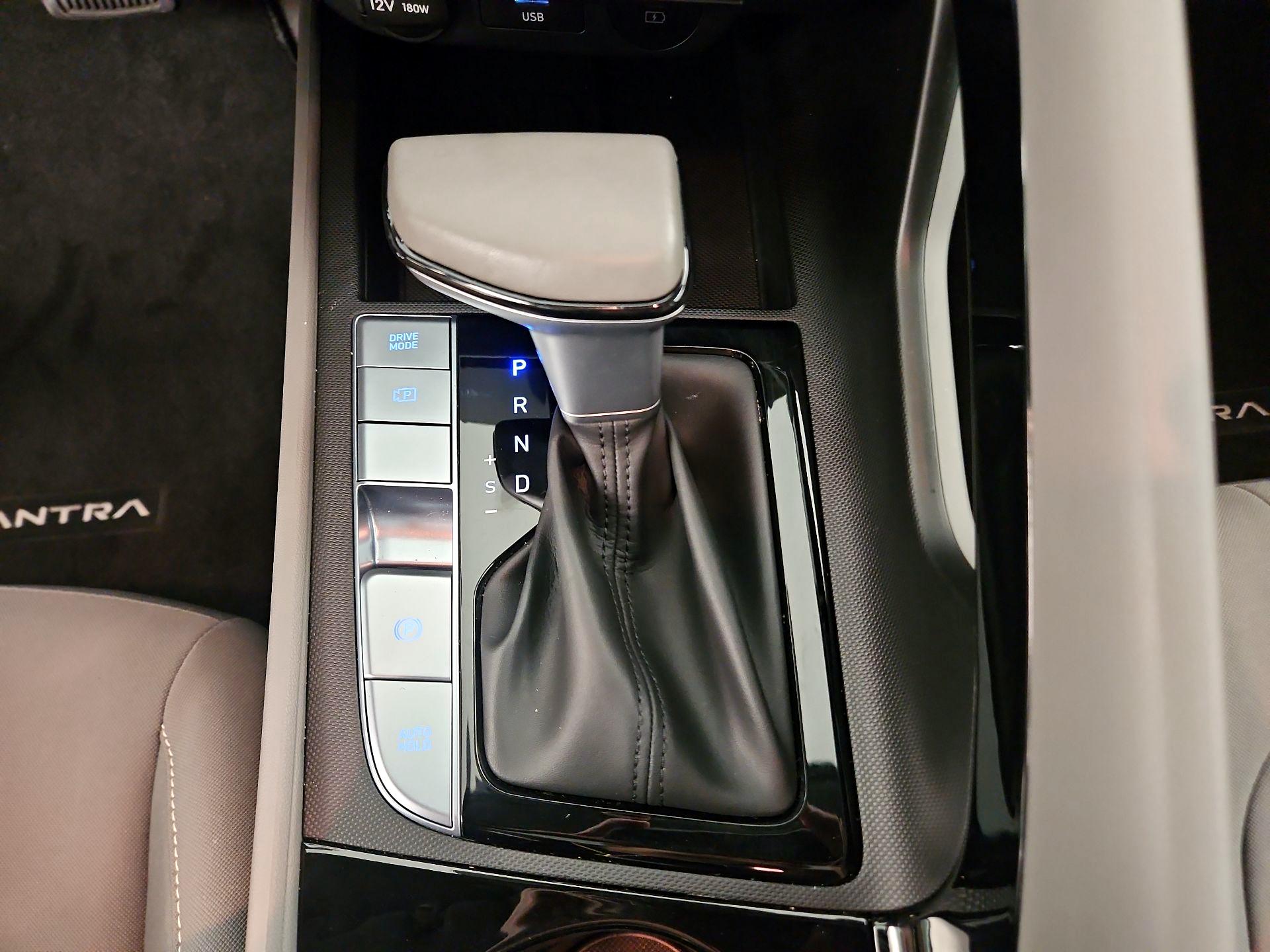 Thumbnail: 2025 Hyundai Elantra - 16