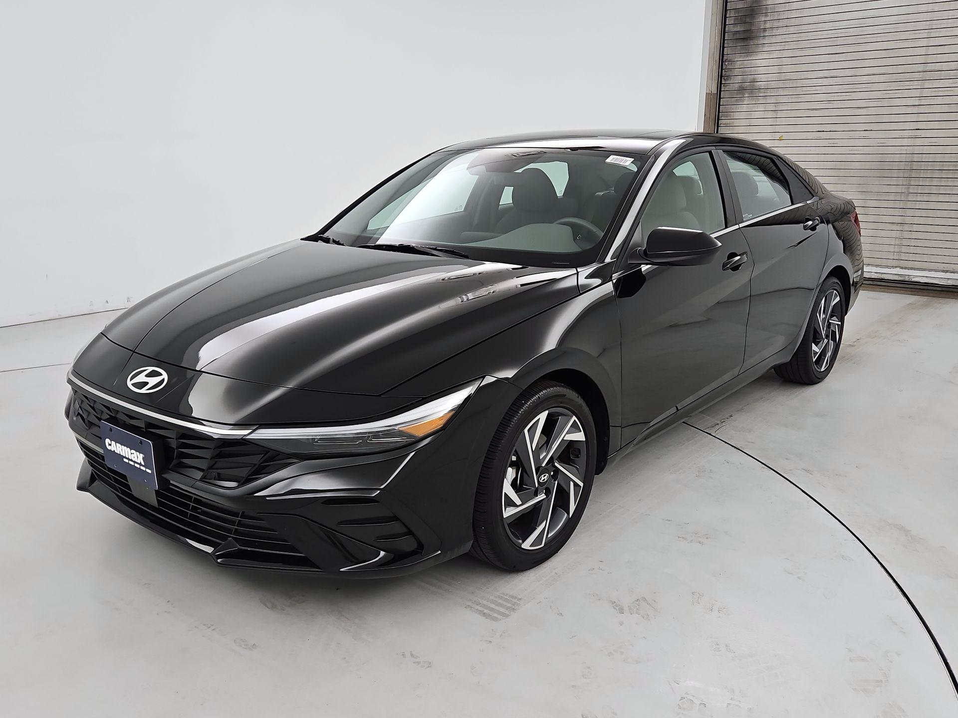 Thumbnail: 2025 Hyundai Elantra - 3