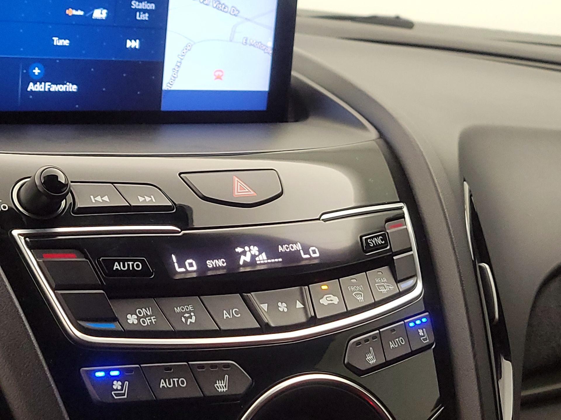 Thumbnail: 2021 Acura RDX - 17