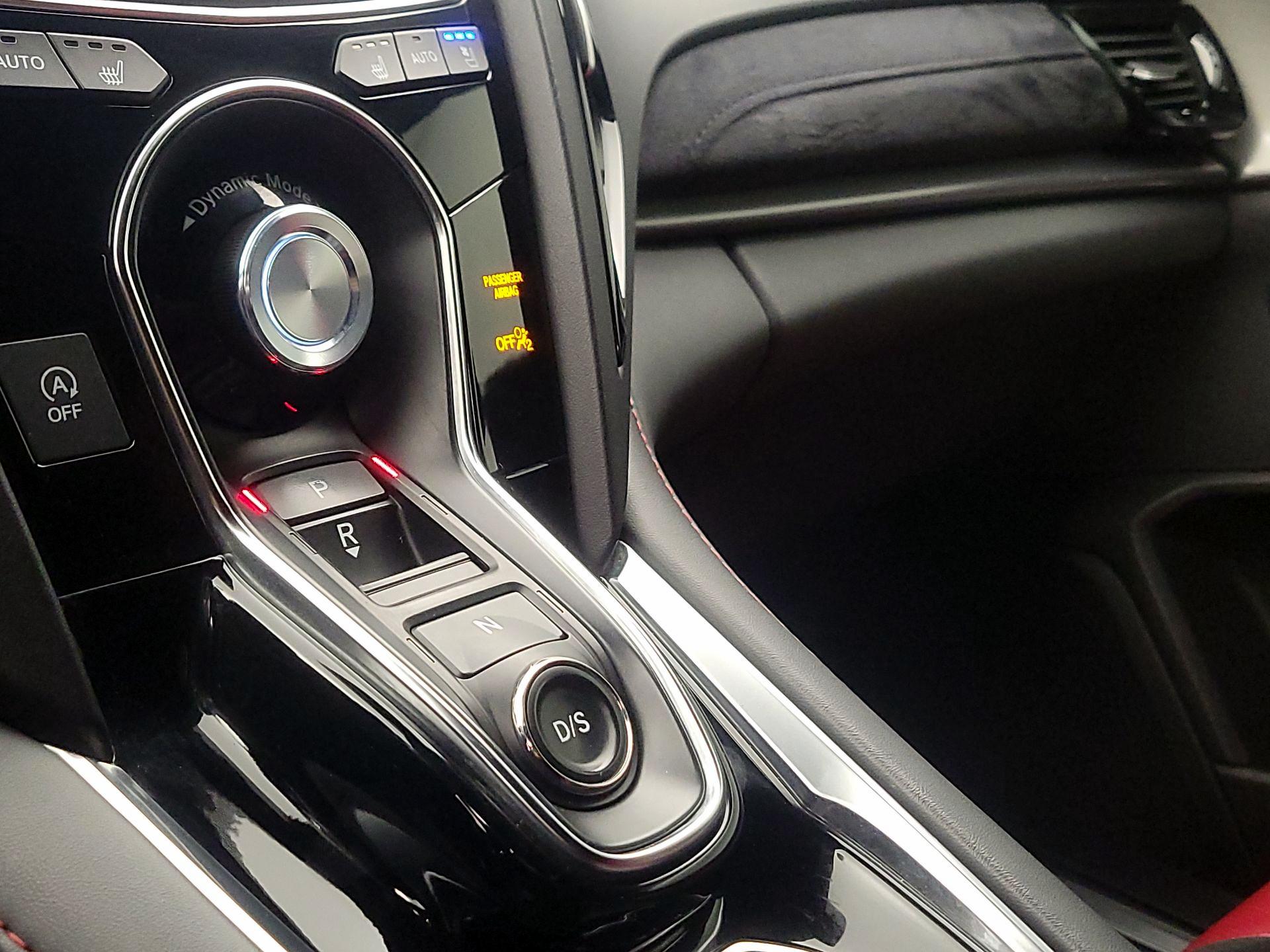 Thumbnail: 2021 Acura RDX - 18