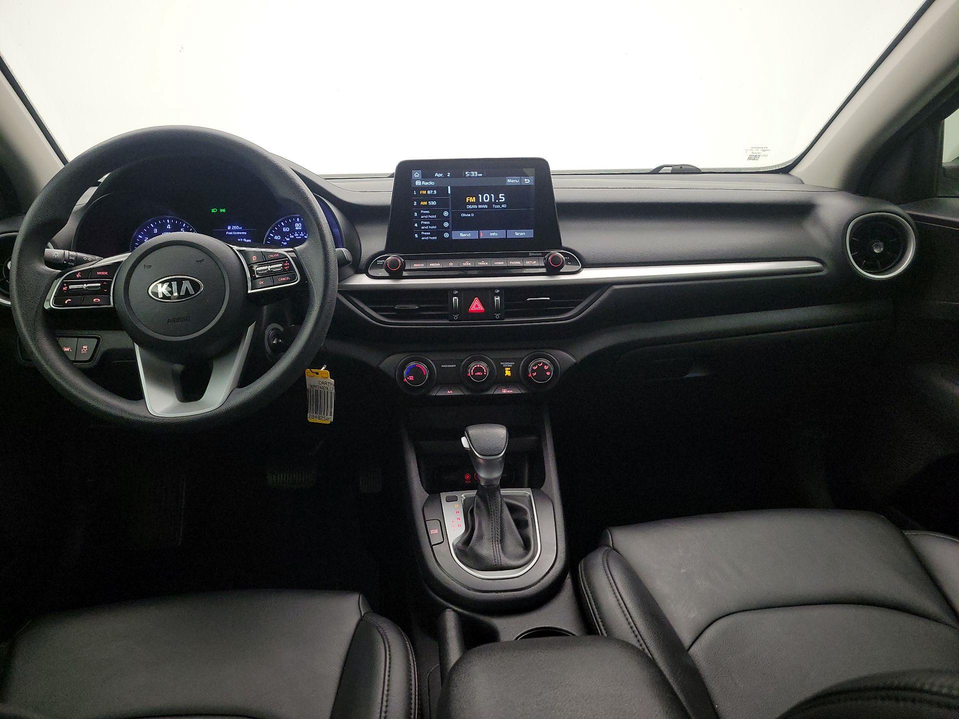 Thumbnail: 2020 Kia Forte - 9