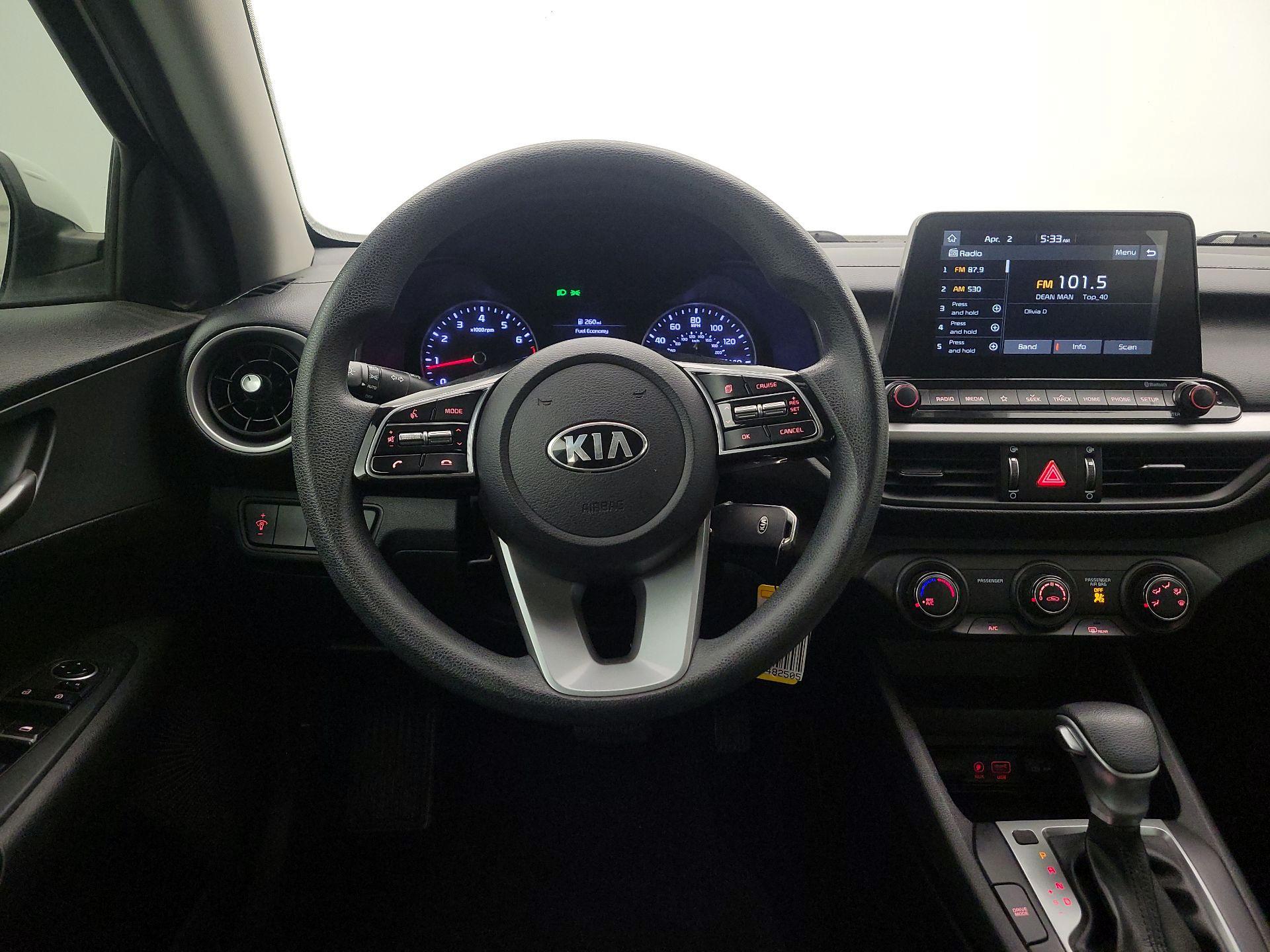 Thumbnail: 2020 Kia Forte - 10