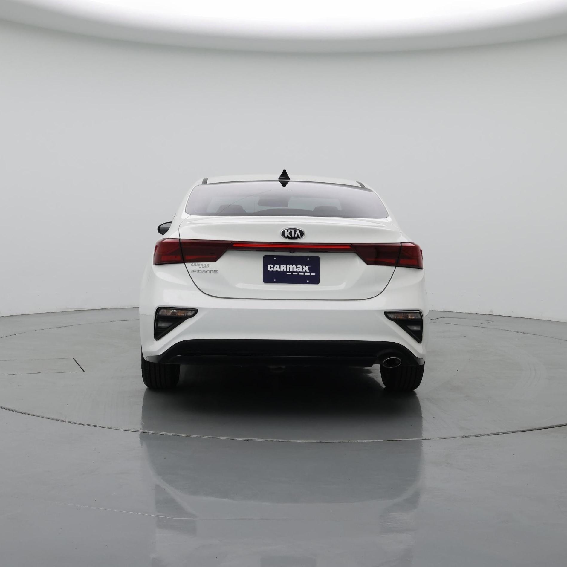 Thumbnail: 2020 Kia Forte - 6