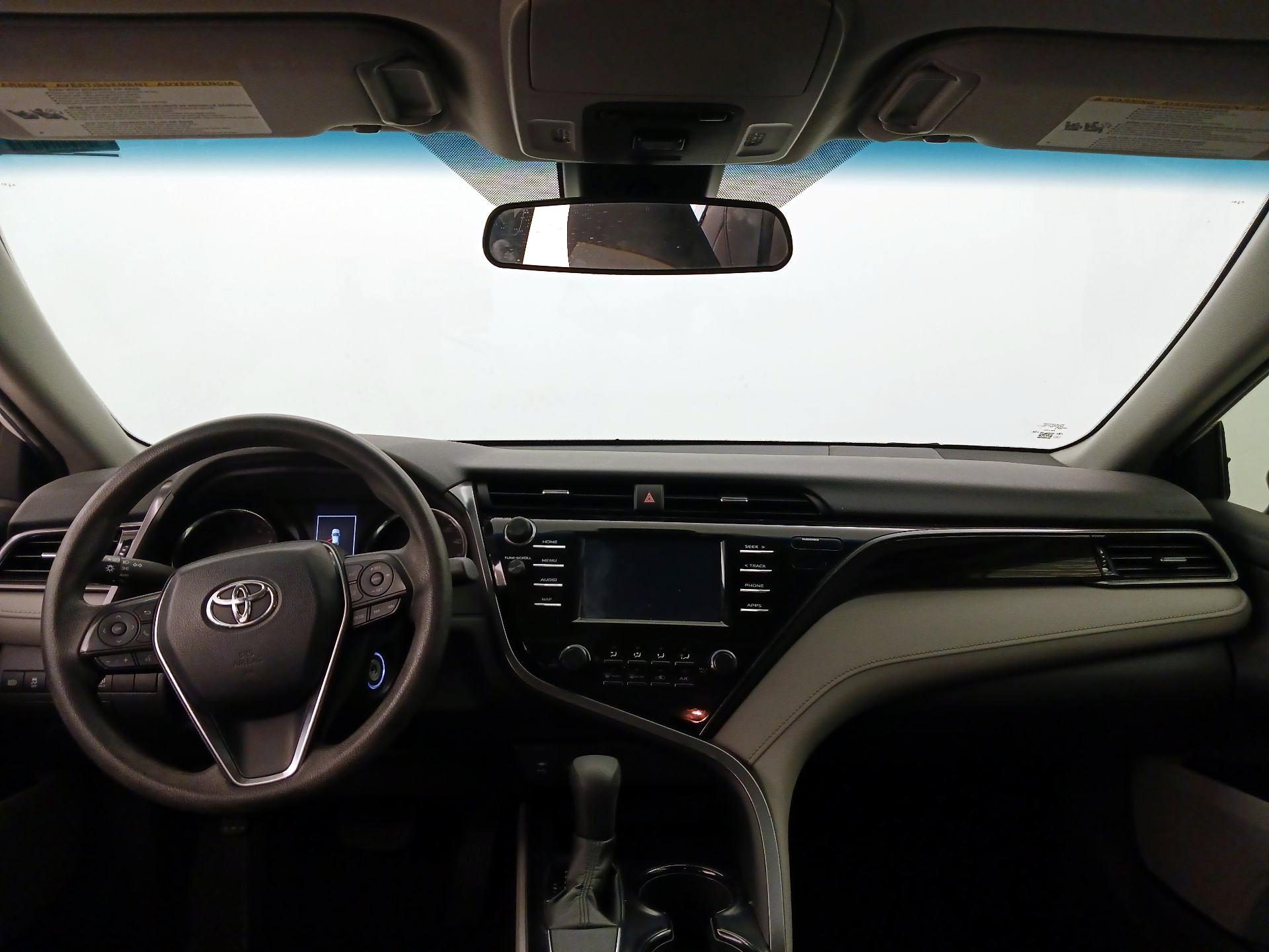 Thumbnail: 2019 Toyota Camry - 9