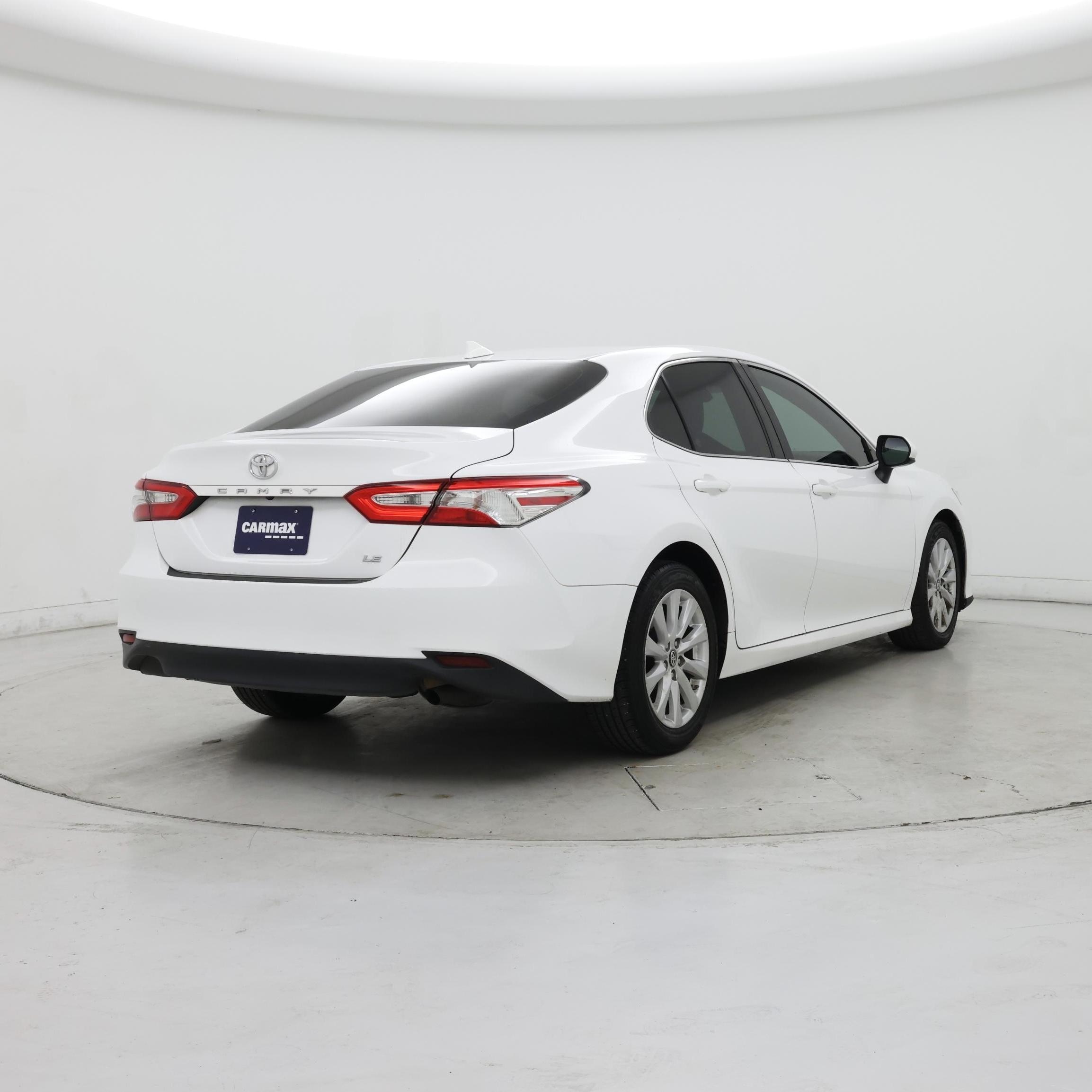 Thumbnail: 2019 Toyota Camry - 8