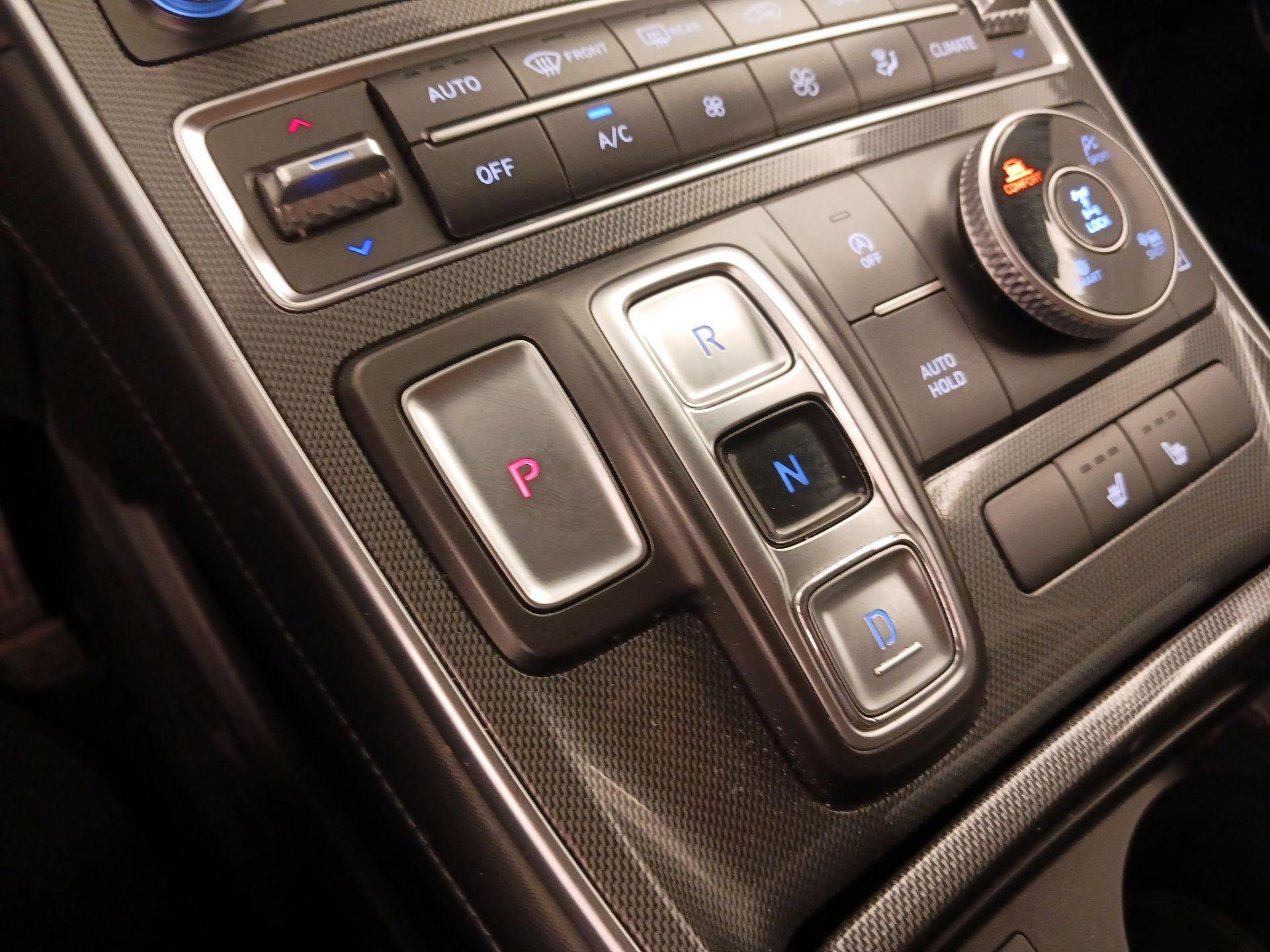 Thumbnail: 2021 Hyundai Santa Fe - 18