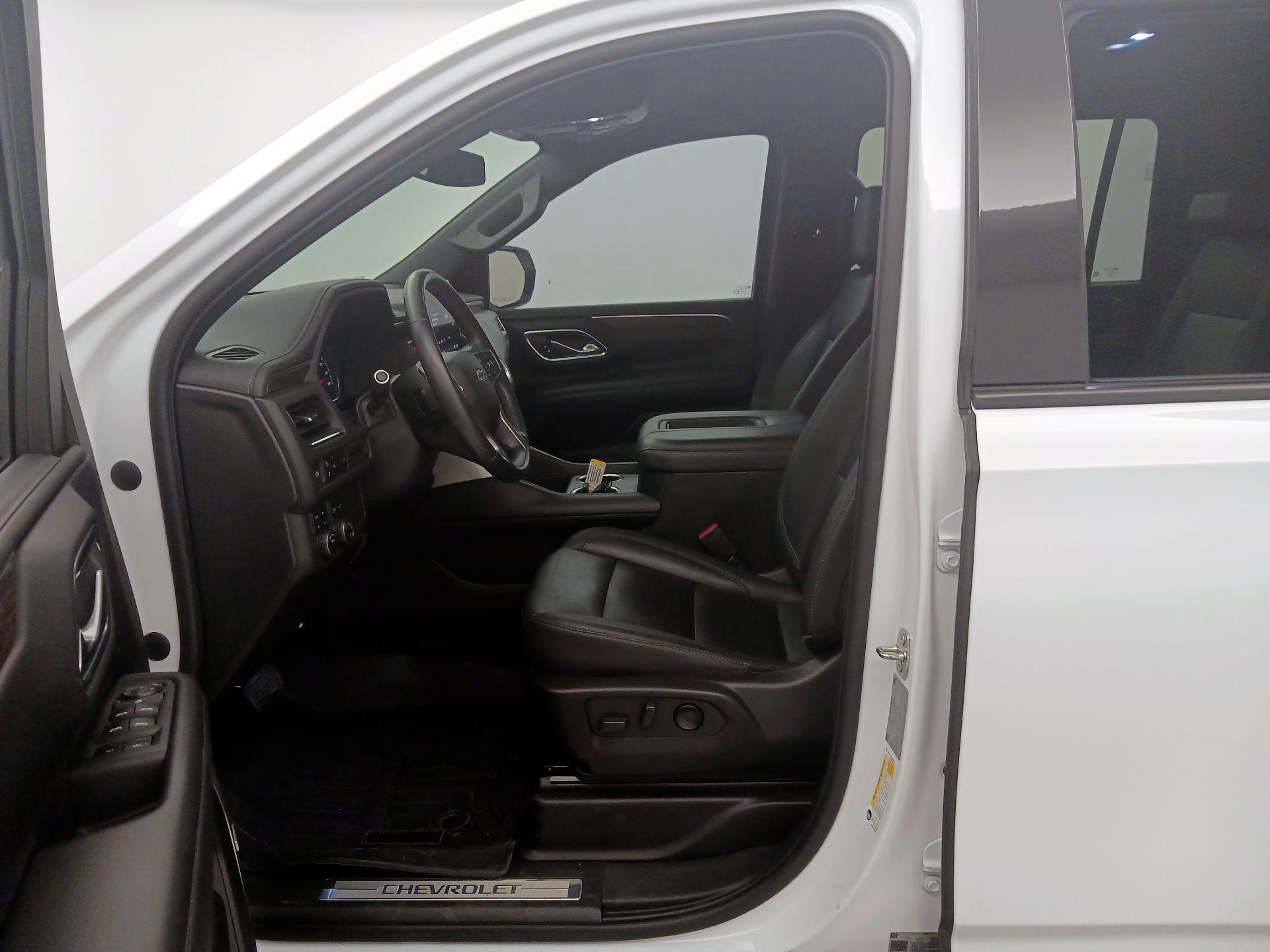 Thumbnail: 2021 Chevrolet Suburban - 11