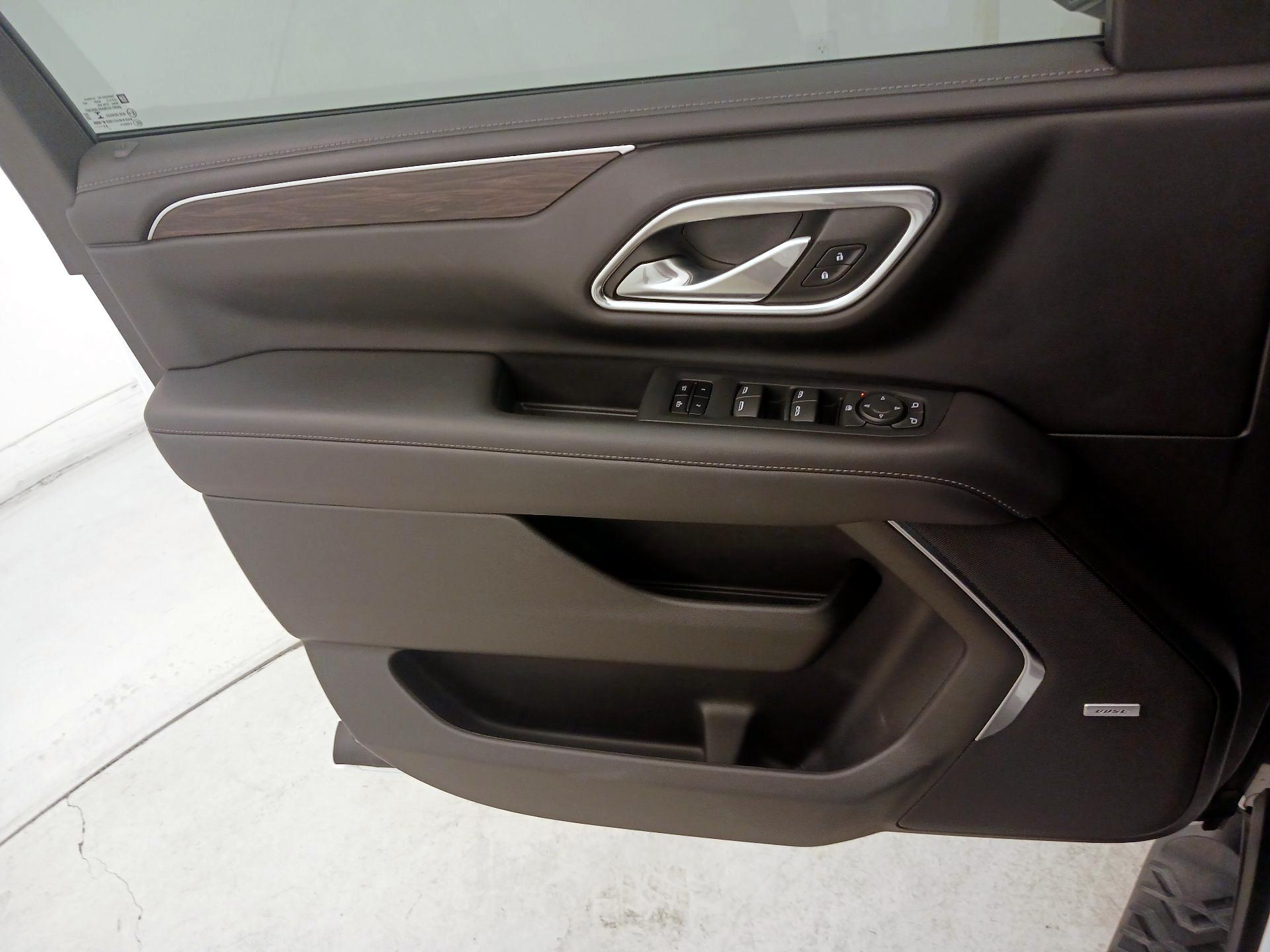 Thumbnail: 2021 Chevrolet Suburban - 12