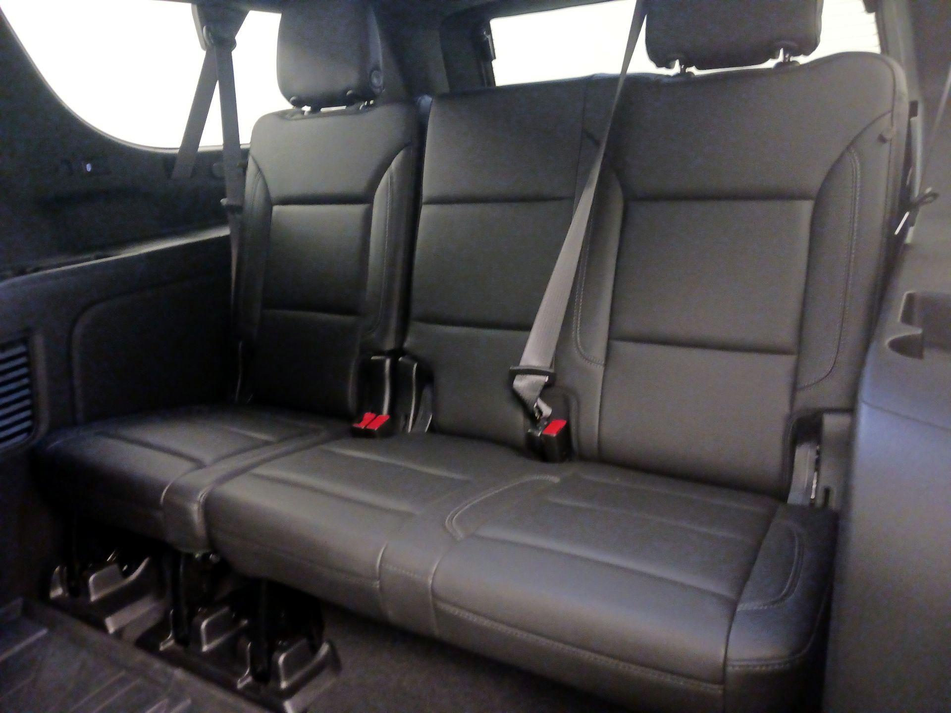 Thumbnail: 2021 Chevrolet Suburban - 20