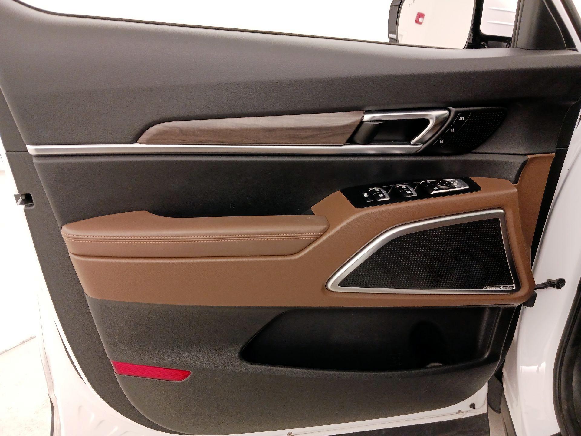 Thumbnail: 2021 Kia Telluride - 12