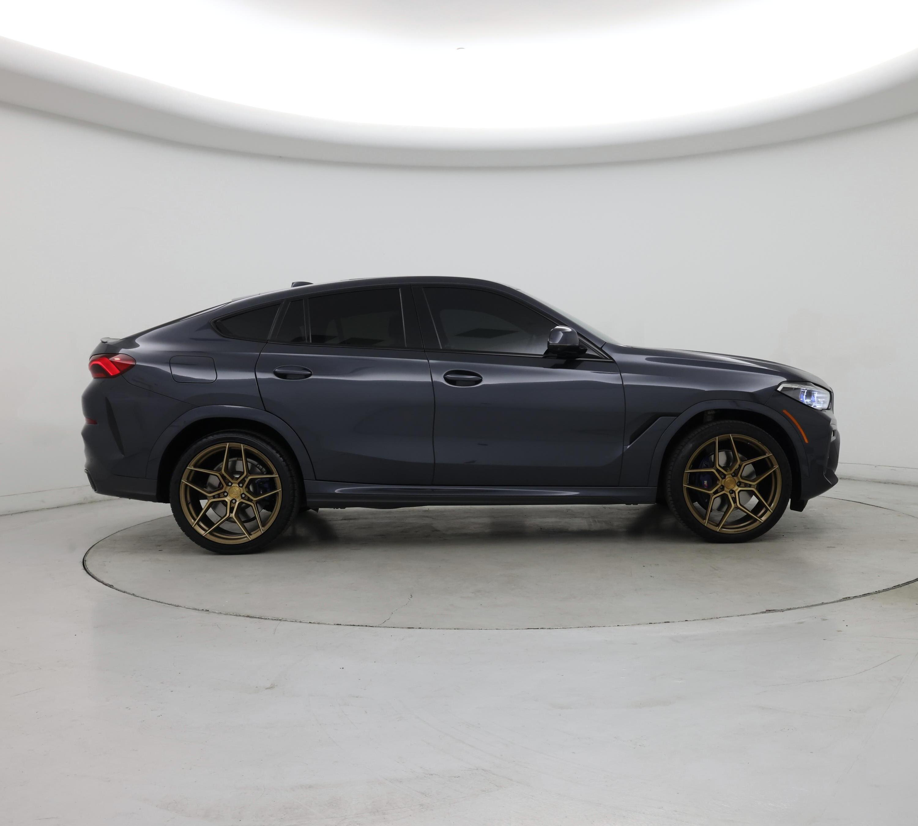 Thumbnail: 2021 BMW X6 - 7