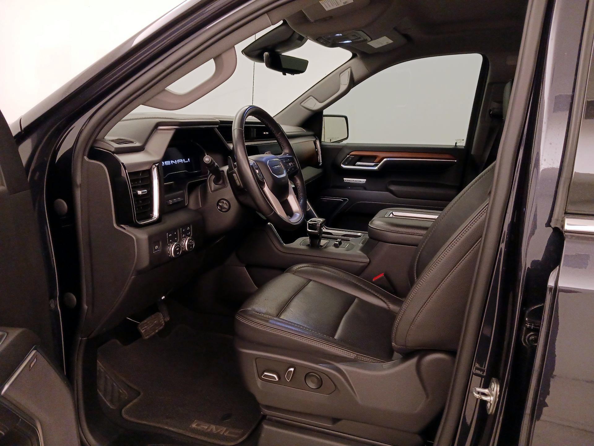 Thumbnail: 2022 GMC Sierra 1500 - 11