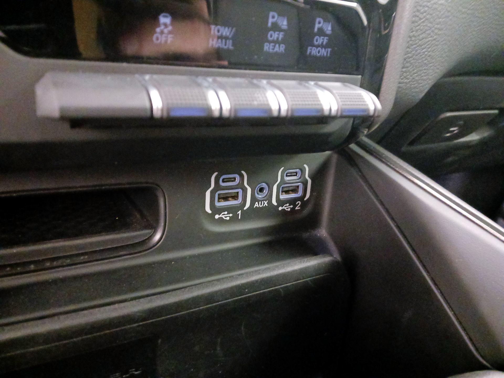 Thumbnail: 2020 RAM 1500 - 19