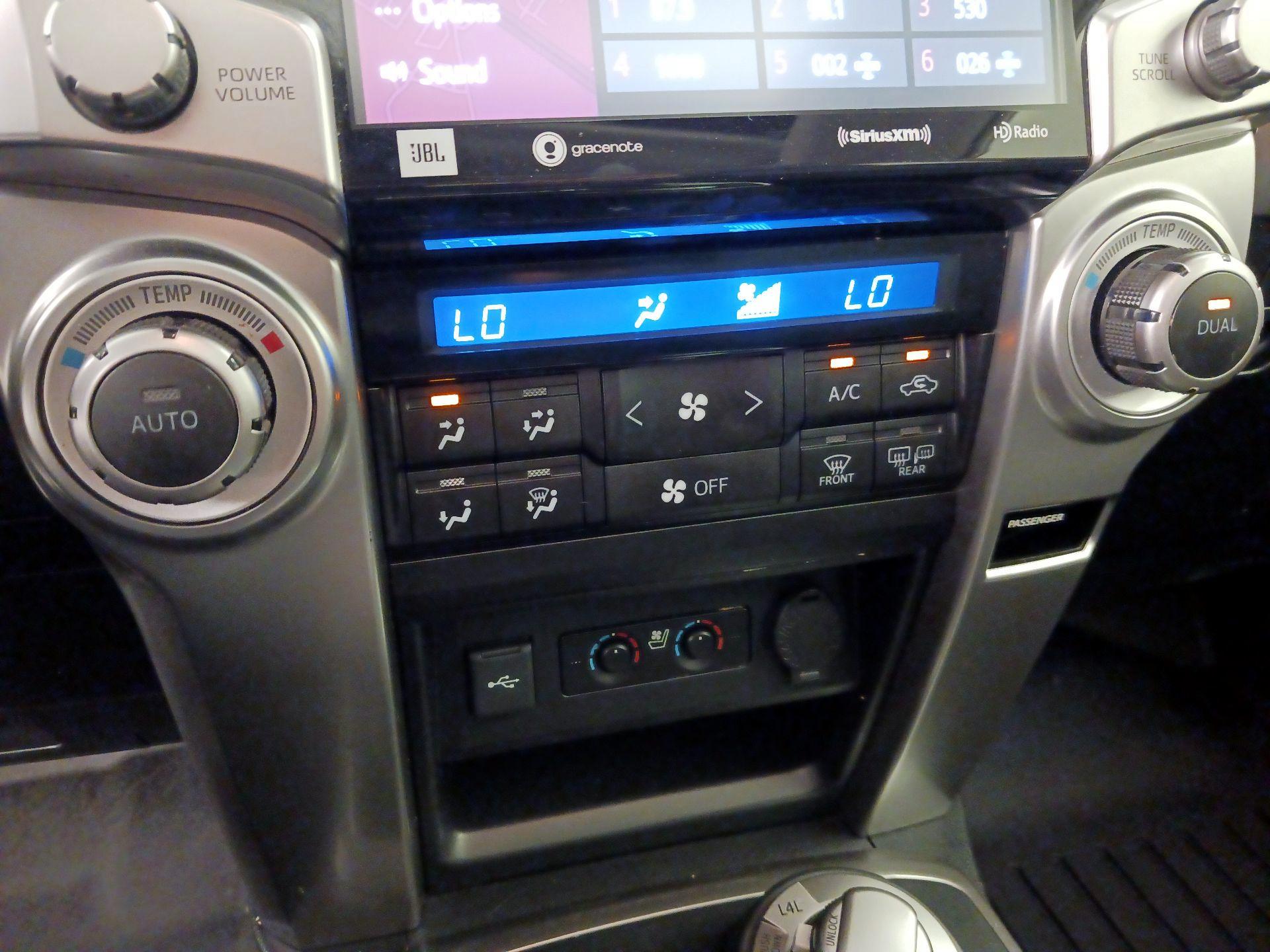 Thumbnail: 2021 Toyota 4Runner - 17