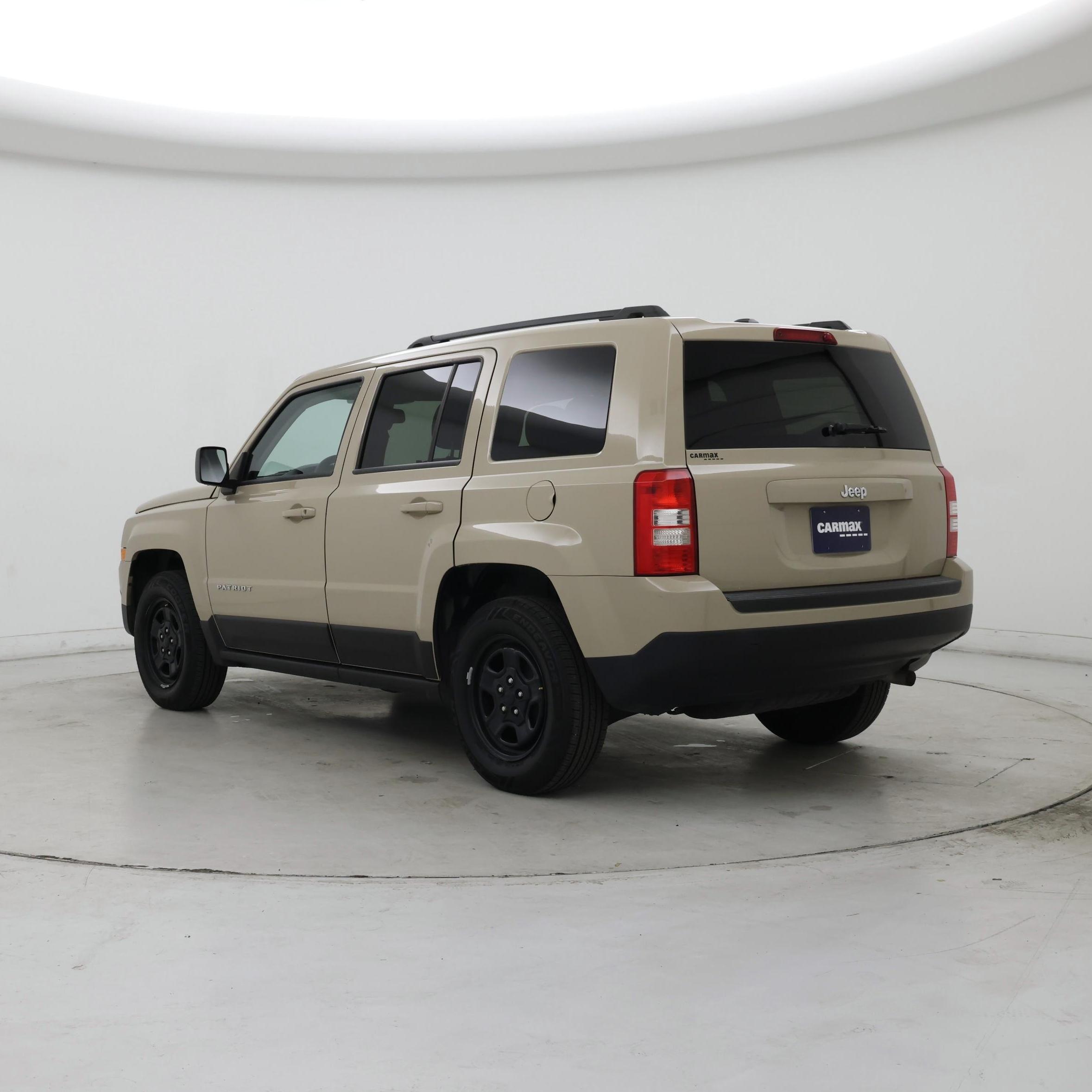 Thumbnail: 2017 Jeep Patriot - 2