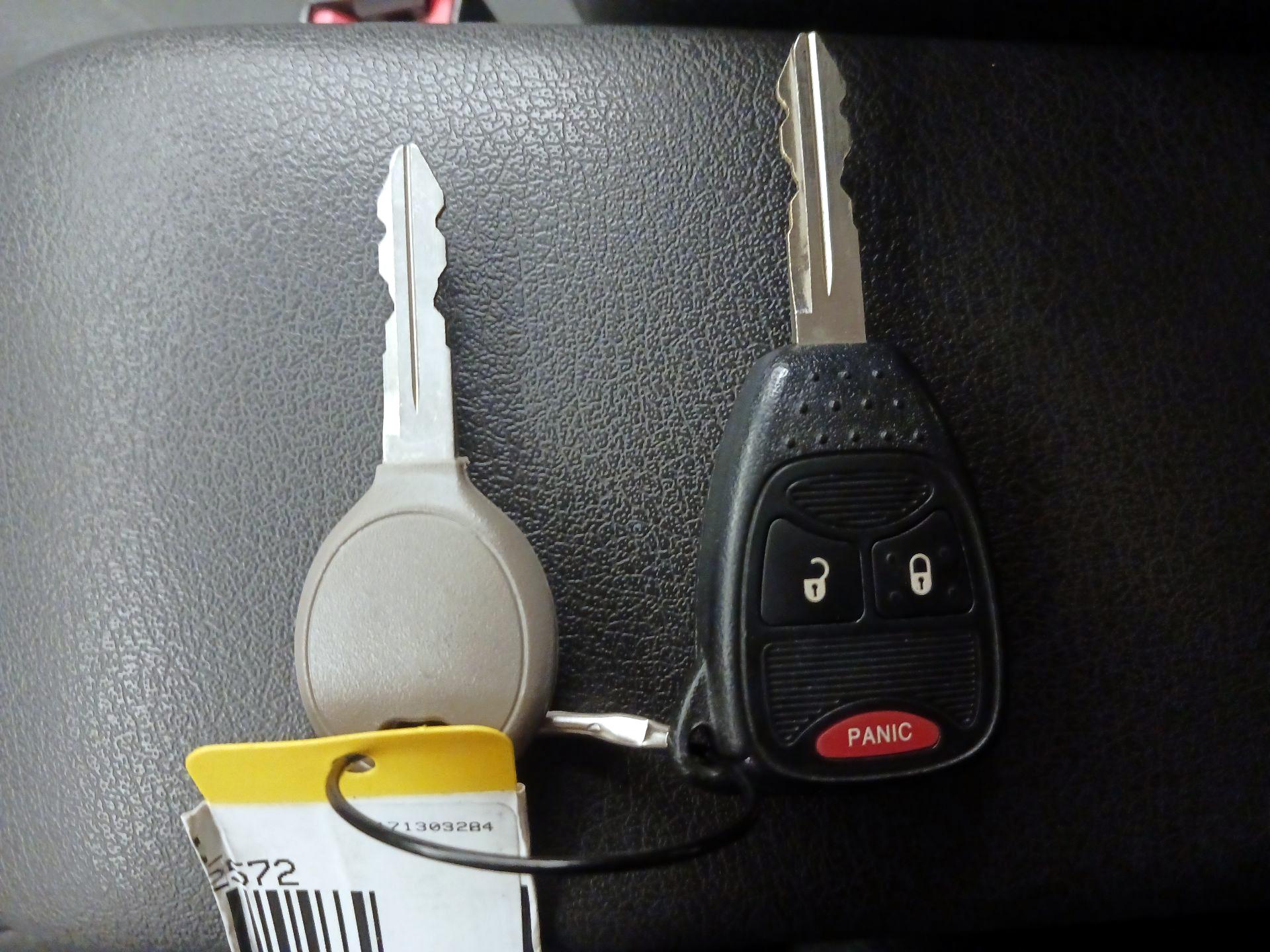 Thumbnail: 2017 Jeep Patriot - 19