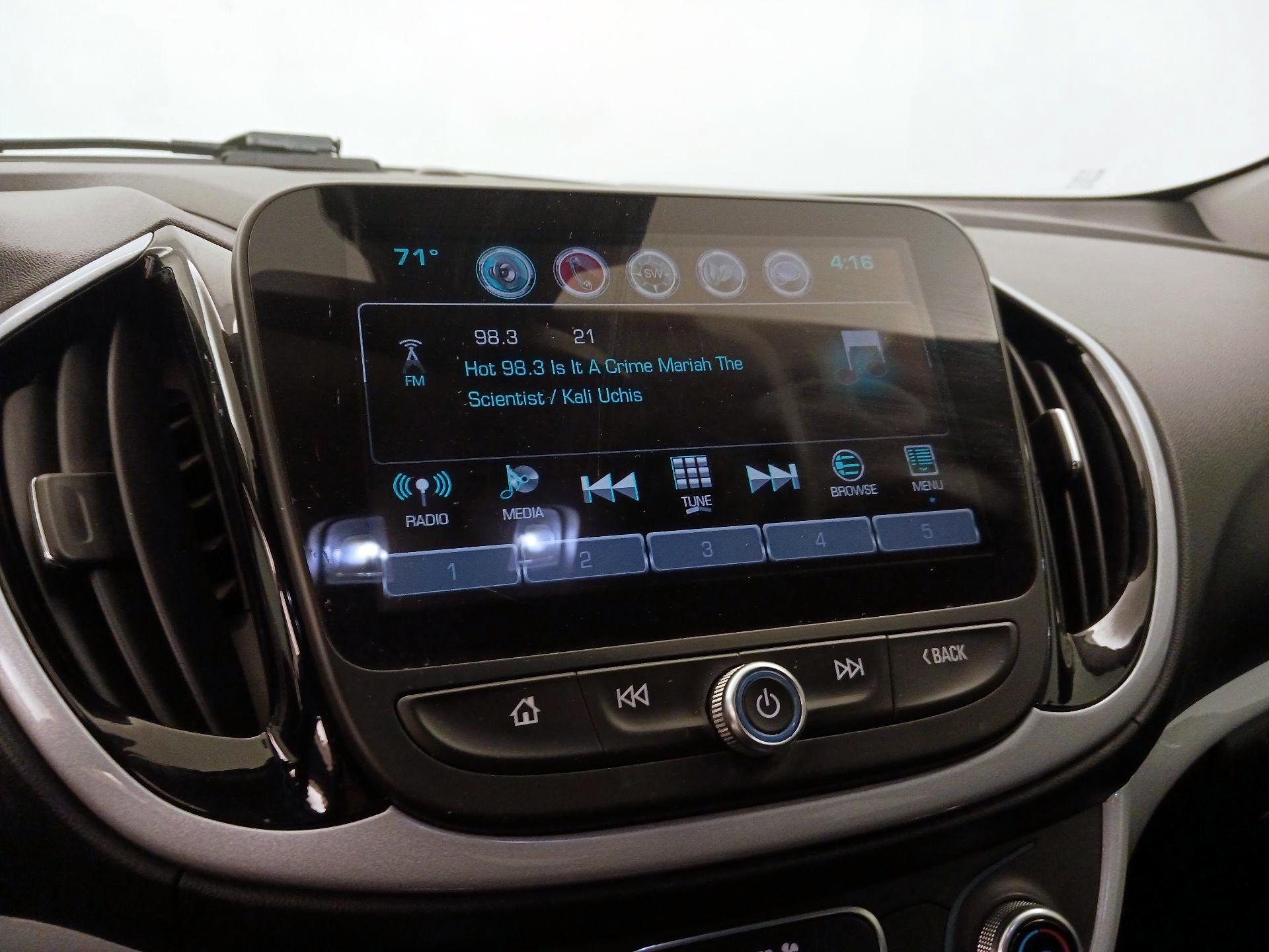 Thumbnail: 2017 Chevrolet Volt - 15