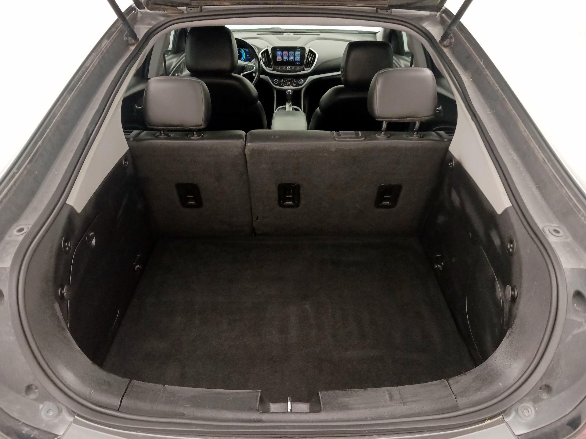 Thumbnail: 2017 Chevrolet Volt - 20