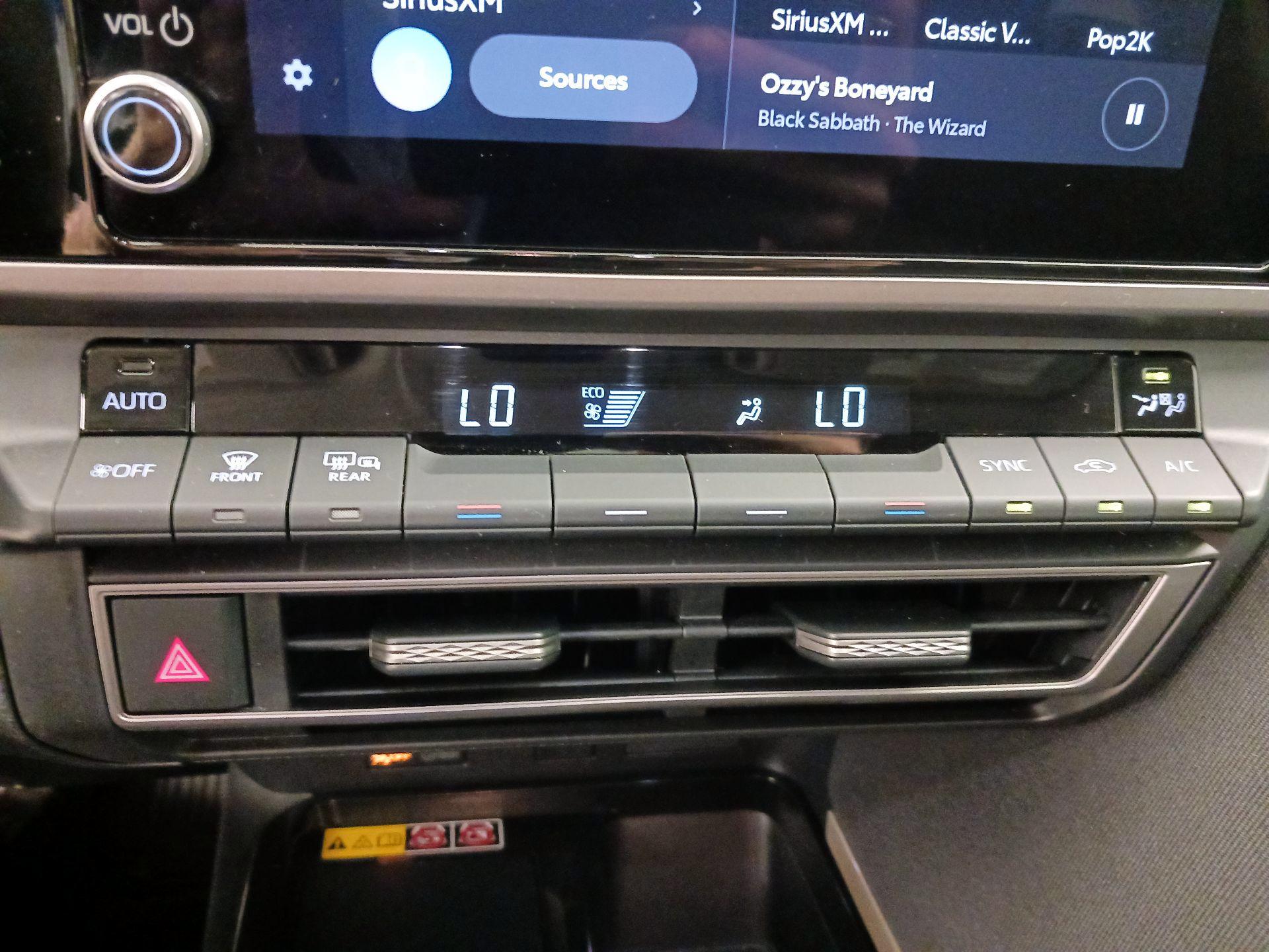 Thumbnail: 2025 Toyota Camry - 17