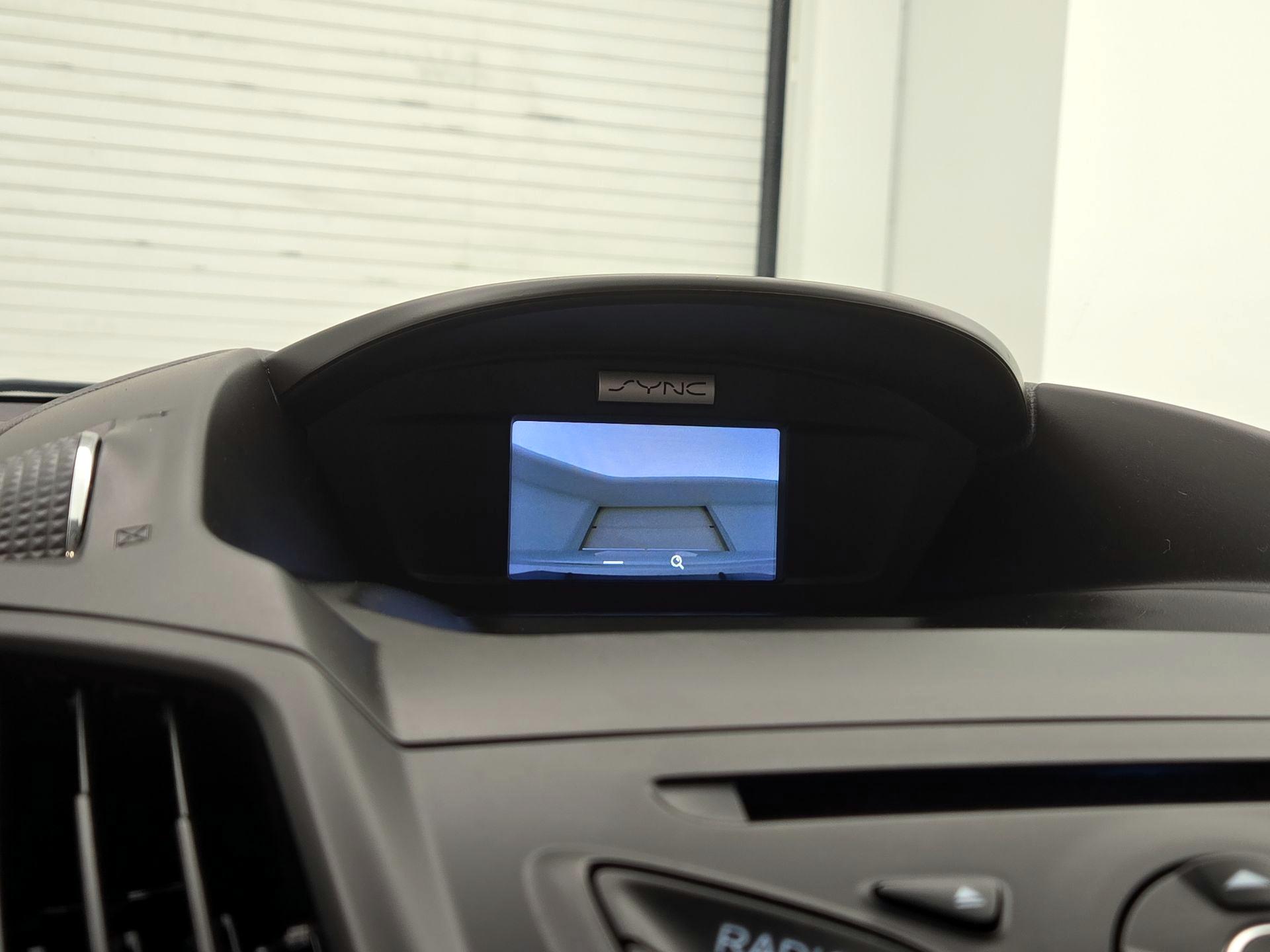 Thumbnail: 2016 Ford Escape - 14
