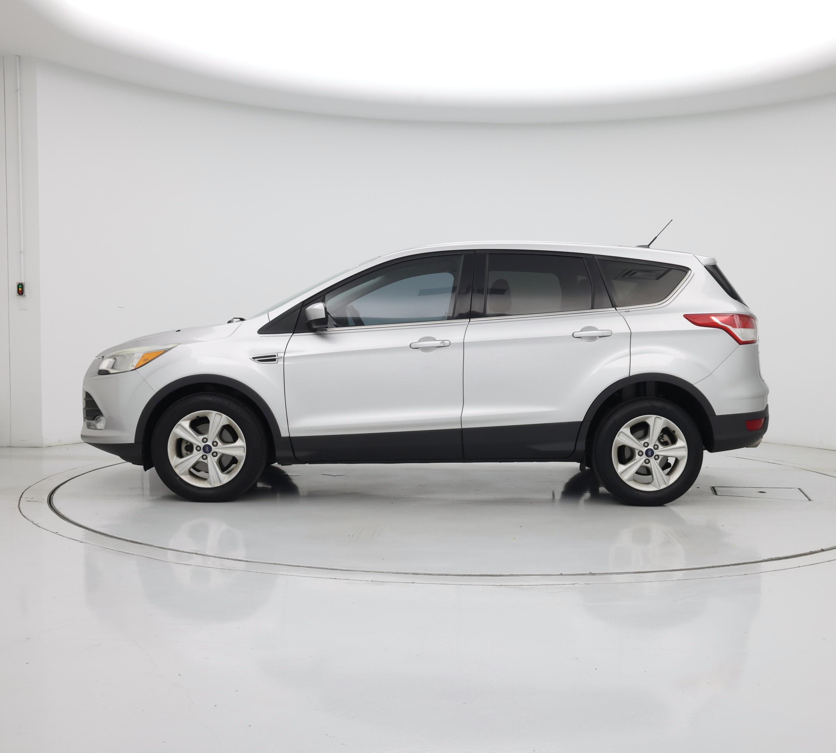 Thumbnail: 2016 Ford Escape - 3