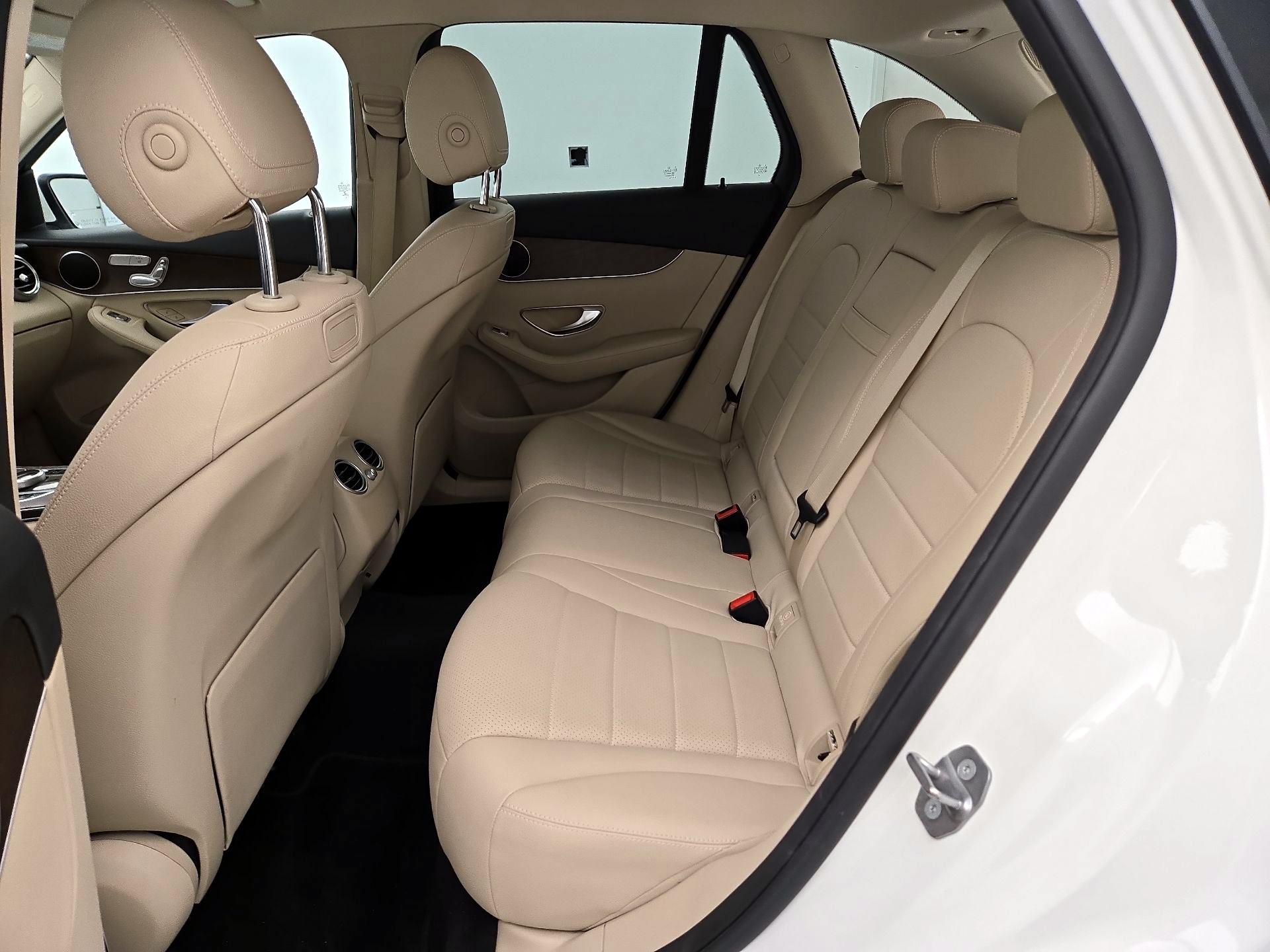 Thumbnail: 2019 Mercedes-Benz GLC - 19
