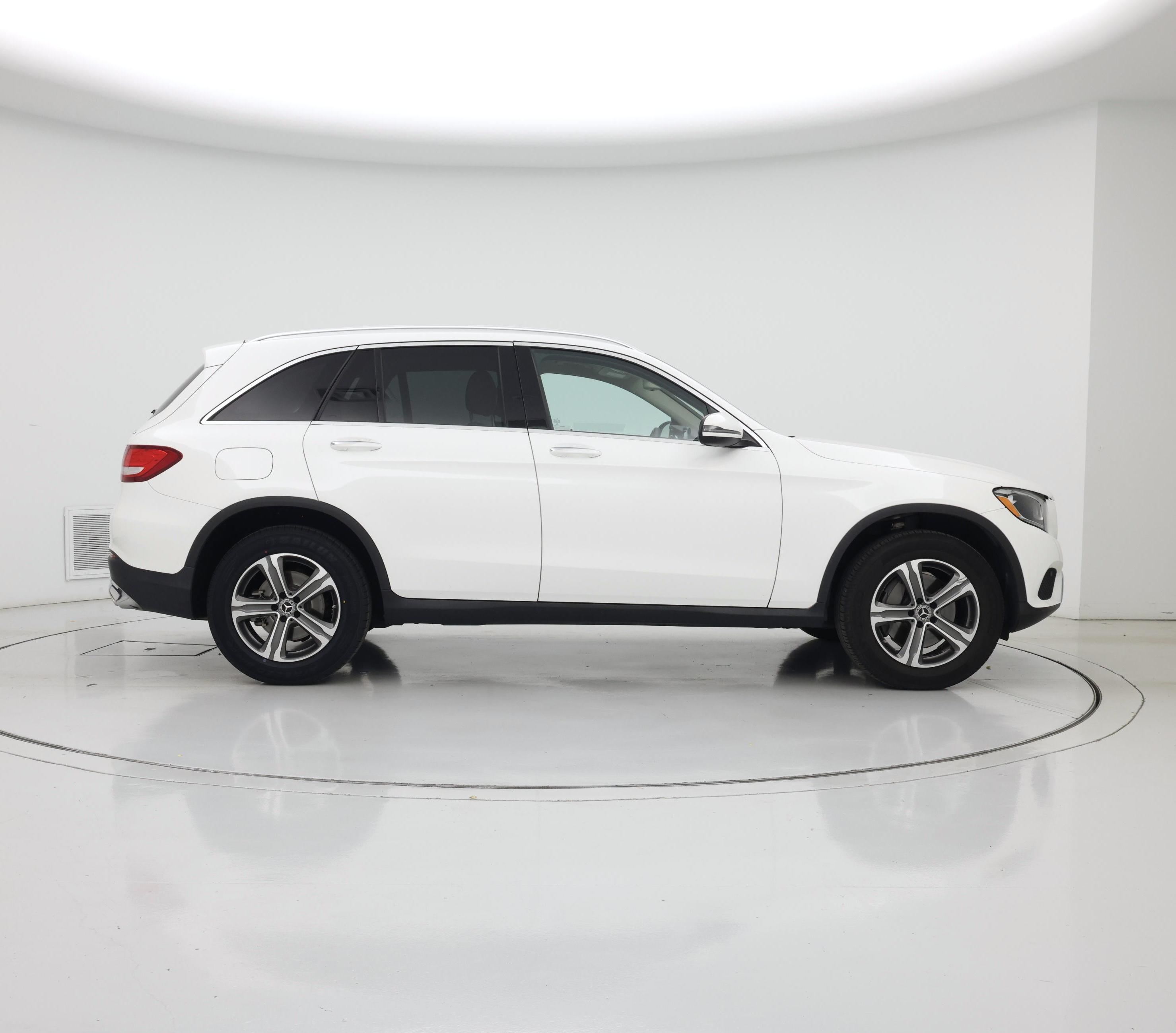 Thumbnail: 2019 Mercedes-Benz GLC - 7