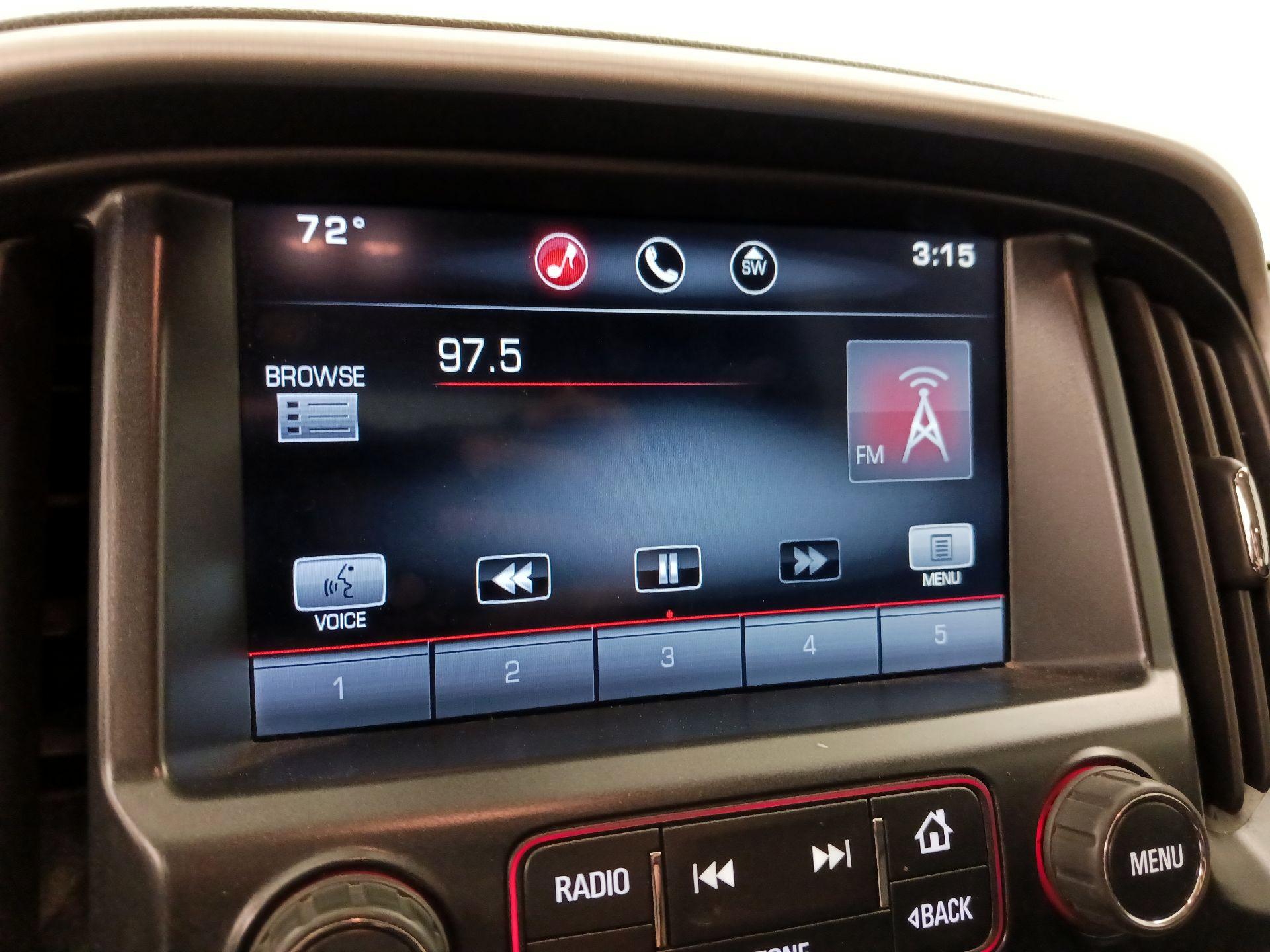 Thumbnail: 2015 GMC Canyon - 16