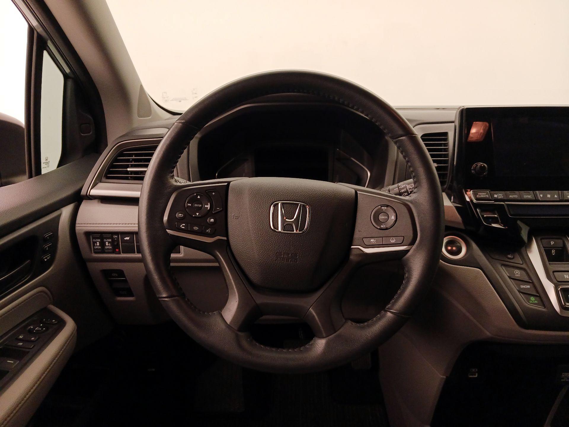 Thumbnail: 2022 Honda Odyssey - 10