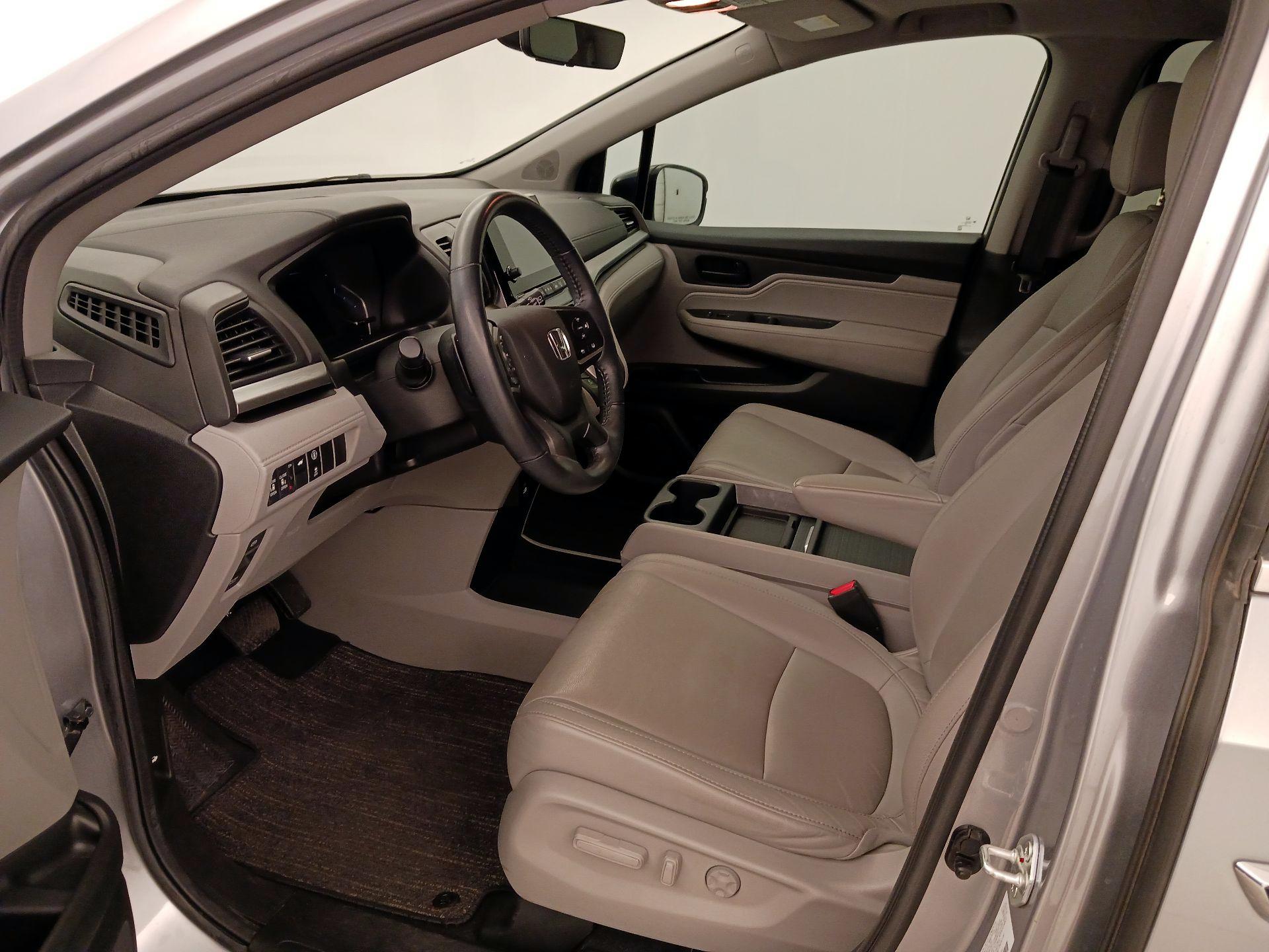 Thumbnail: 2022 Honda Odyssey - 11