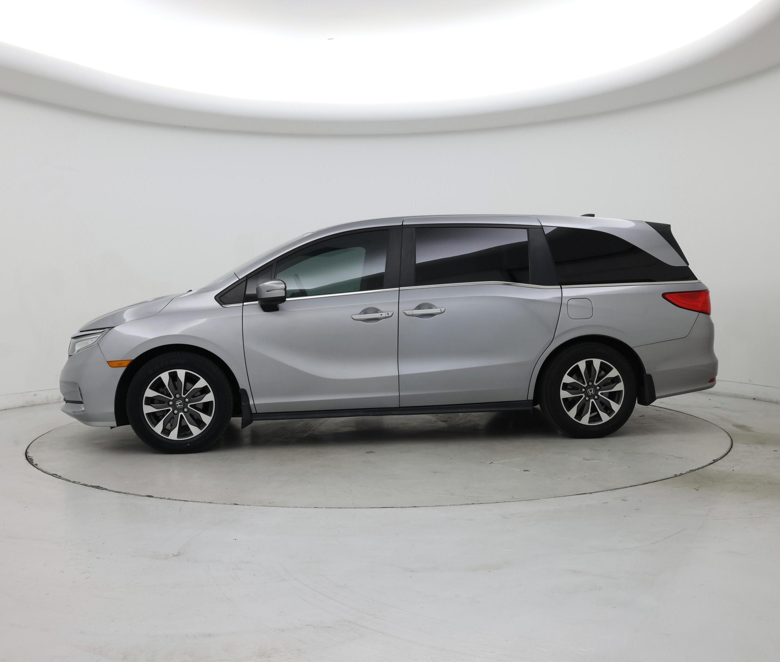 Thumbnail: 2022 Honda Odyssey - 3