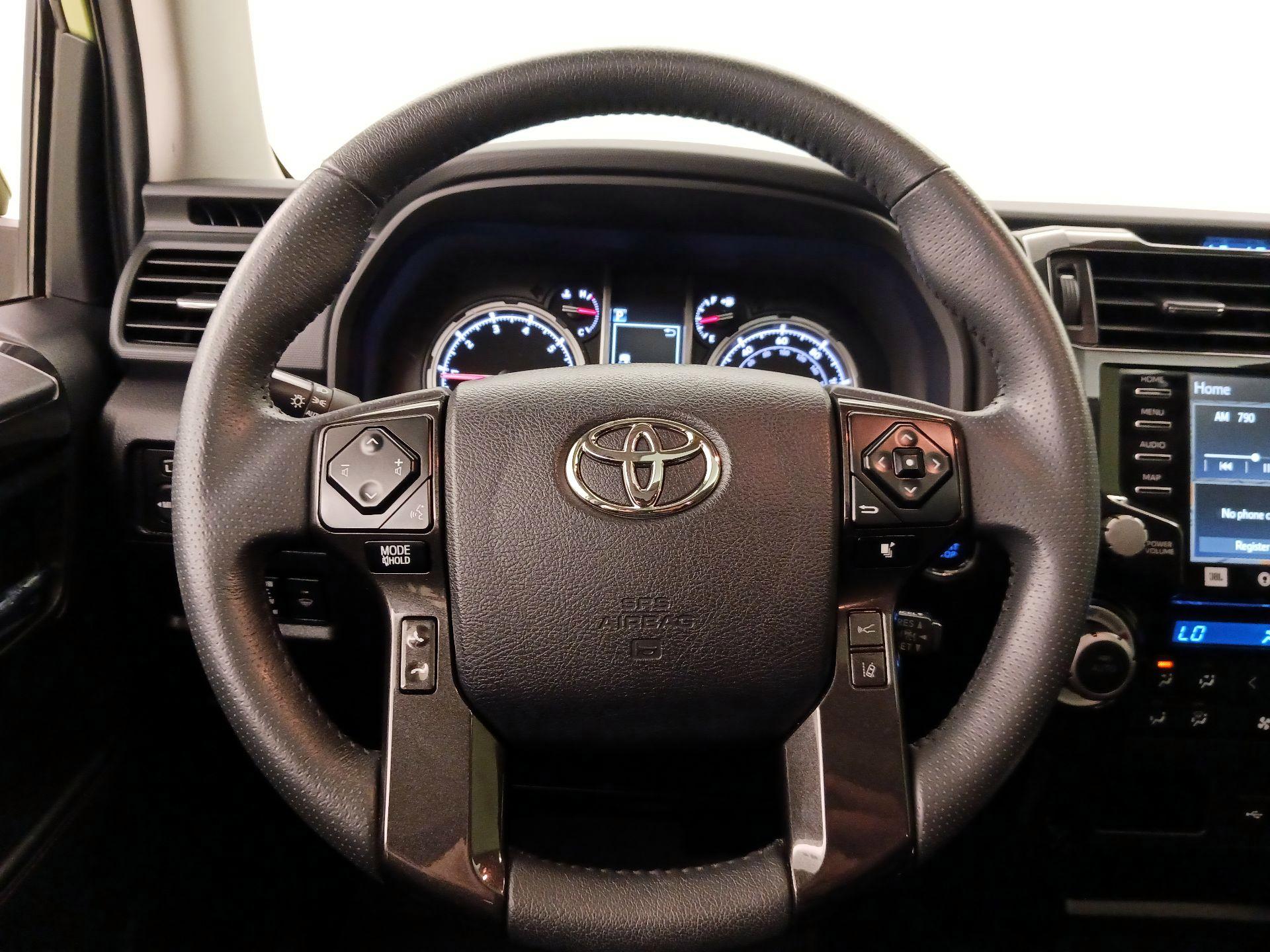 Thumbnail: 2022 Toyota 4Runner - 10