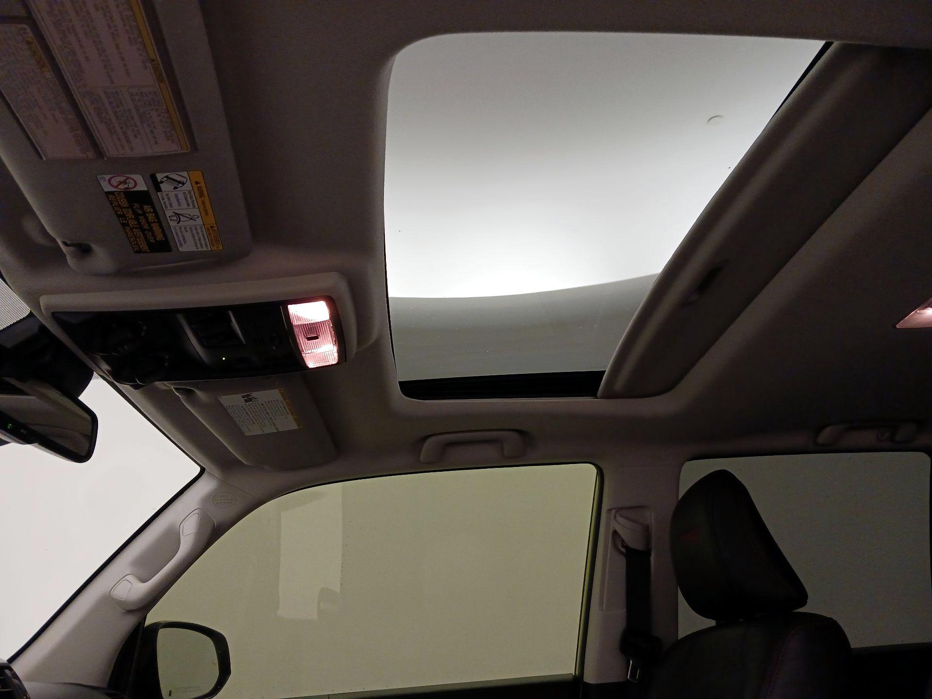 Thumbnail: 2022 Toyota 4Runner - 20