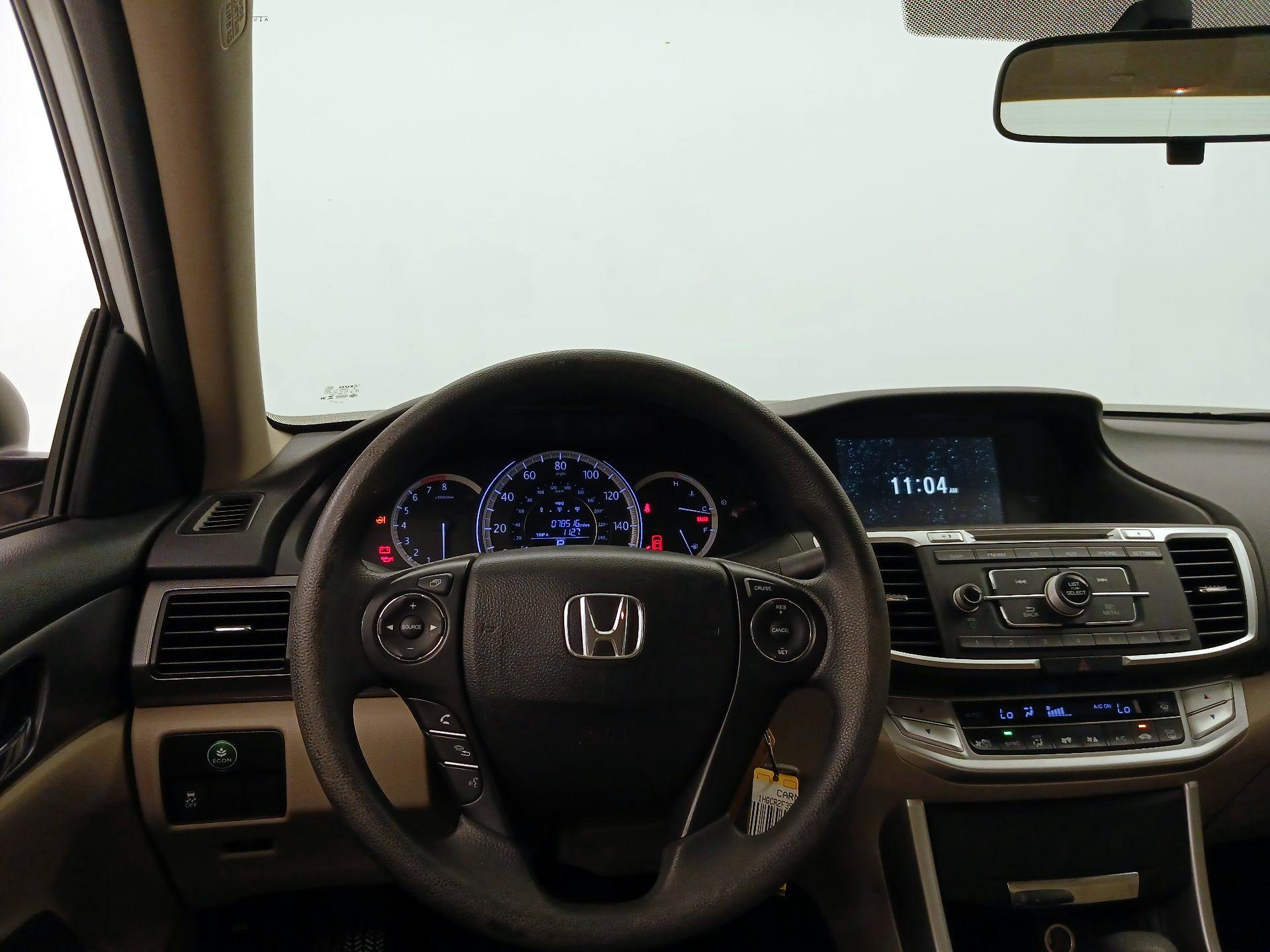 Thumbnail: 2015 Honda Accord - 10