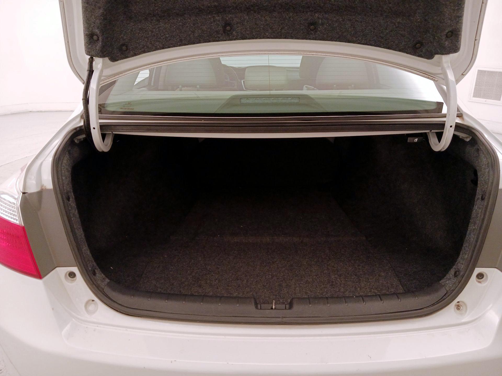 Thumbnail: 2015 Honda Accord - 20