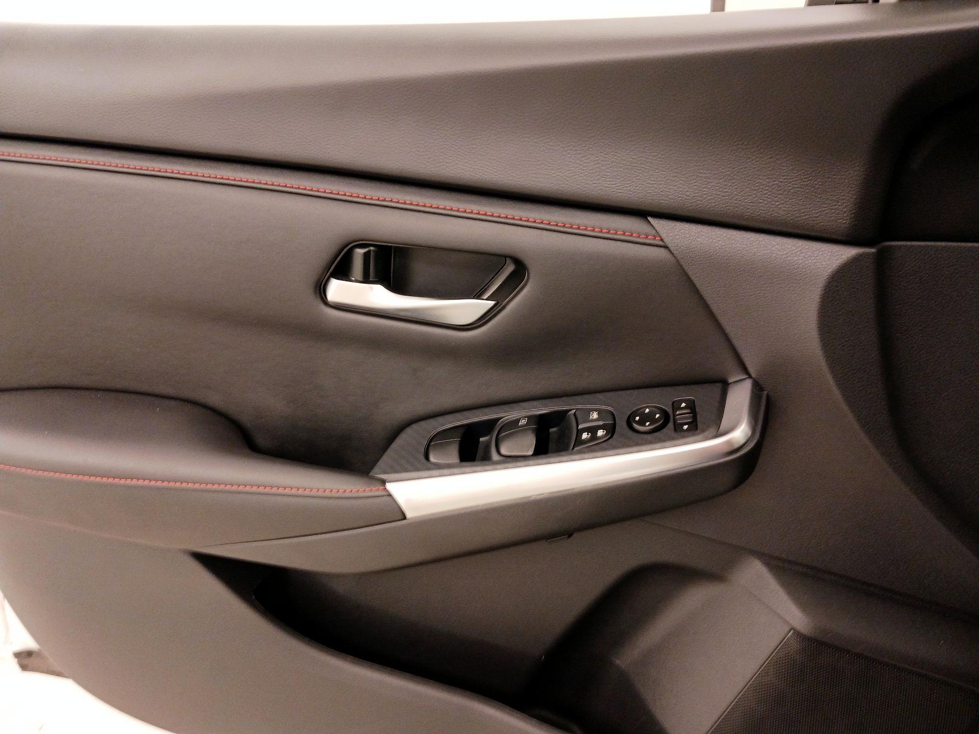 Thumbnail: 2024 Nissan Sentra - 12