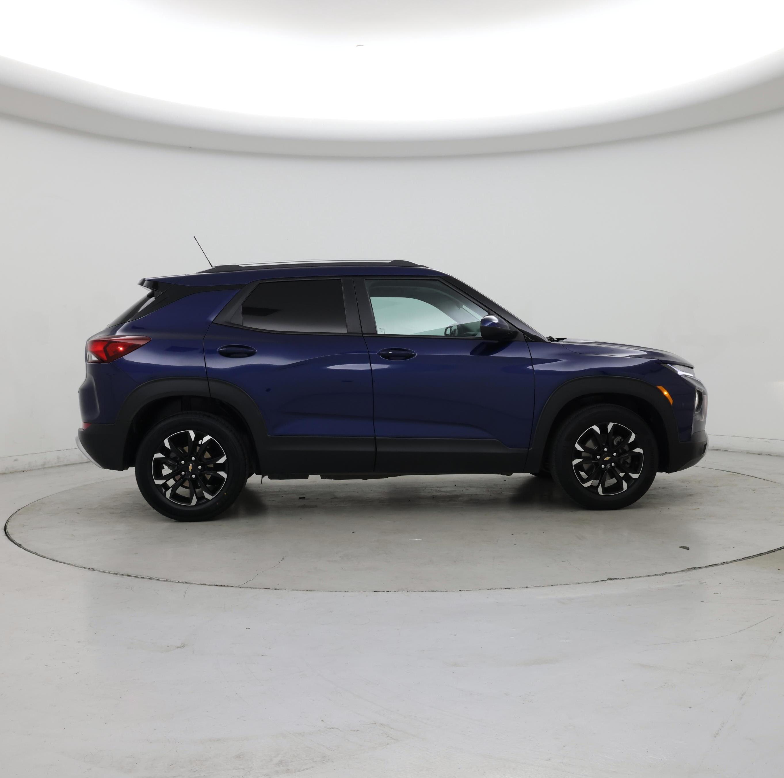 Thumbnail: 2023 Chevrolet TrailBlazer - 7