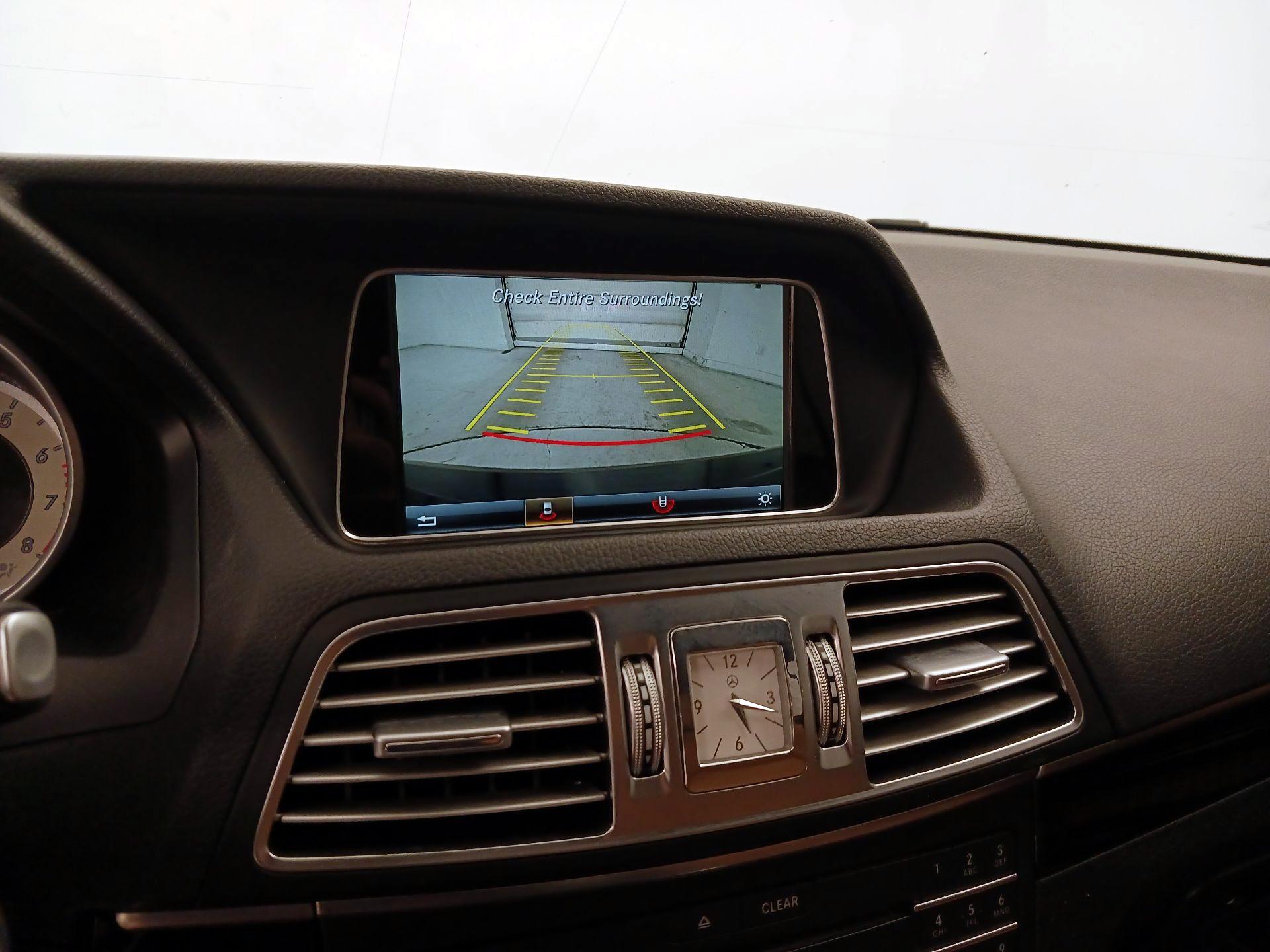 Thumbnail: 2016 Mercedes-Benz E-Class - 14