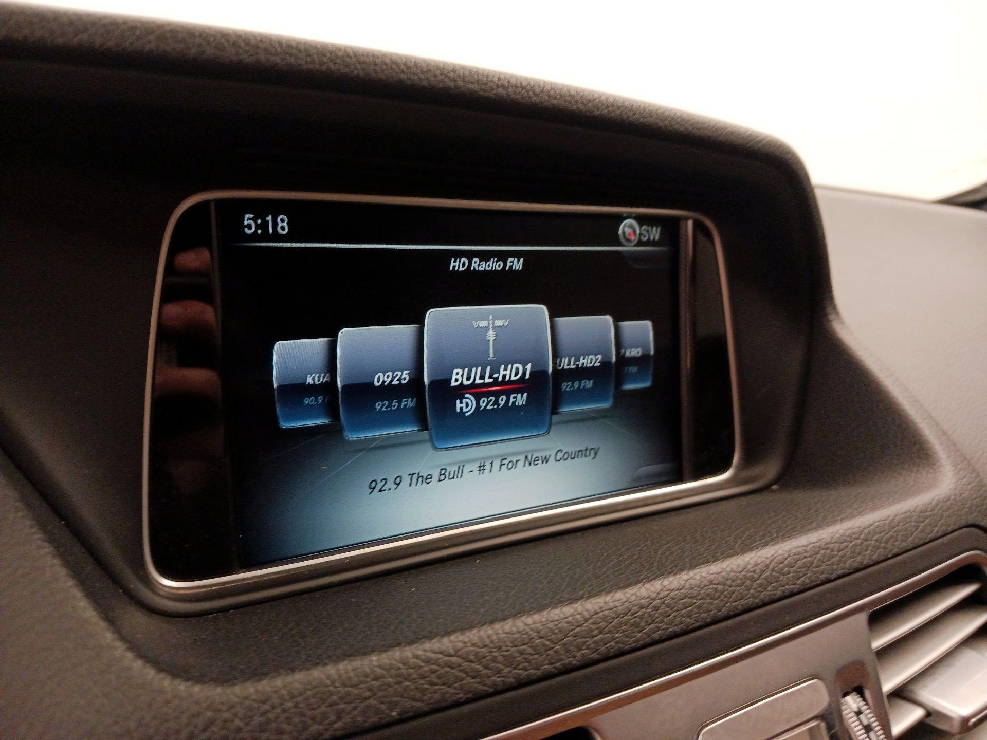 Thumbnail: 2016 Mercedes-Benz E-Class - 15