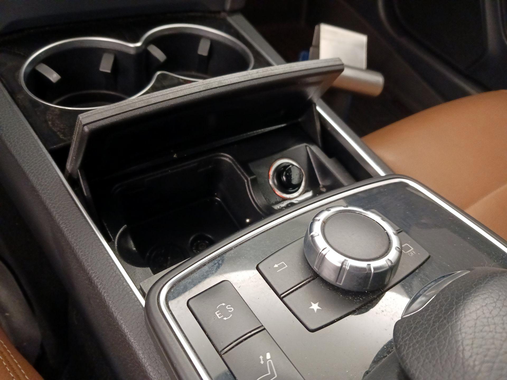 Thumbnail: 2016 Mercedes-Benz E-Class - 18