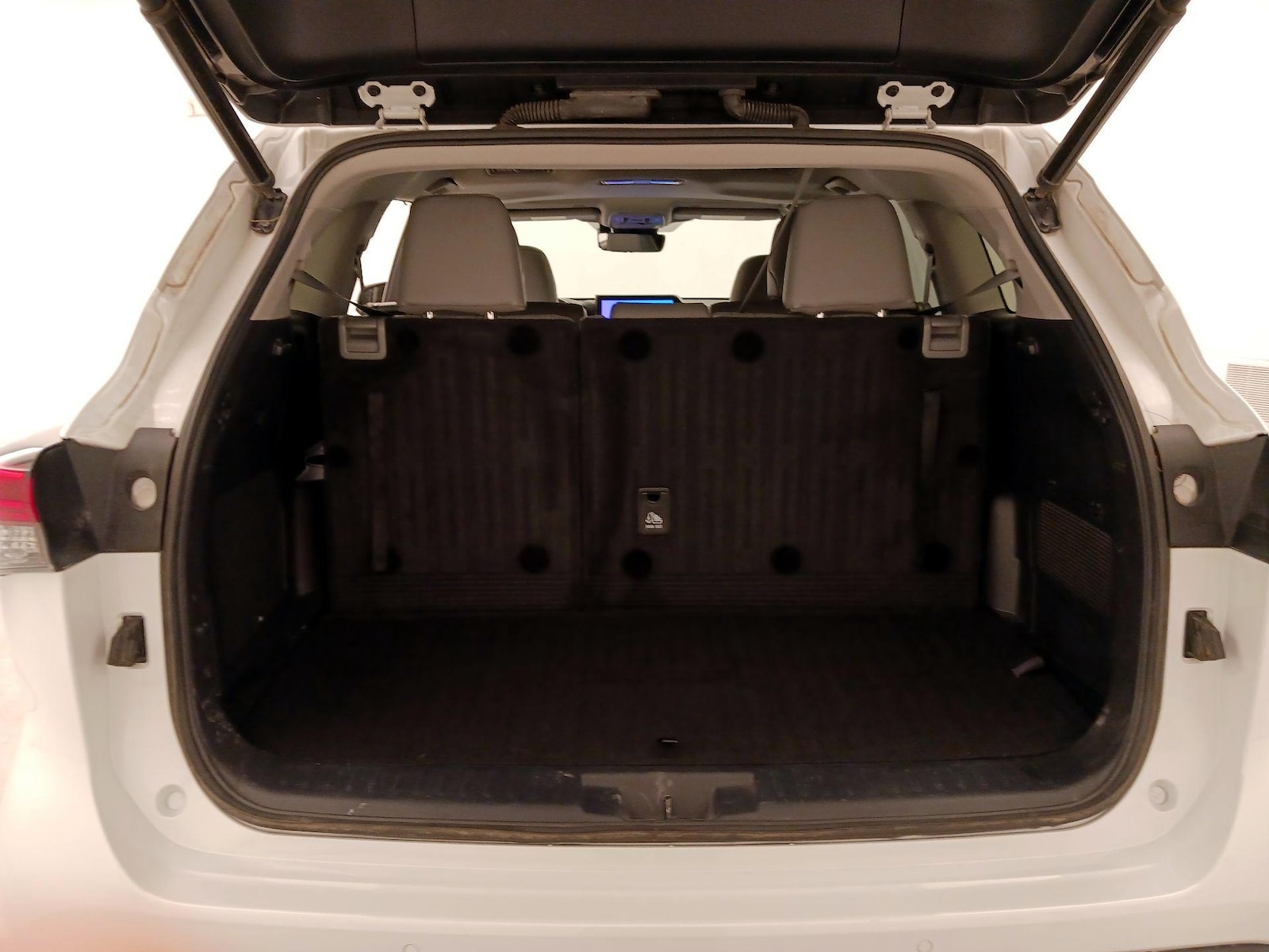2023 Toyota Highlander Limited - Photo 23