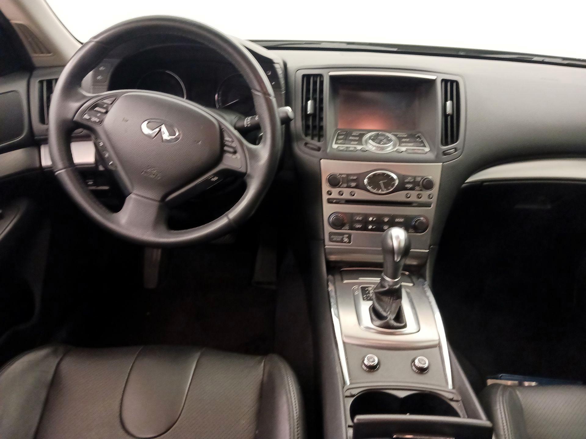 Thumbnail: 2015 INFINITI  - 9