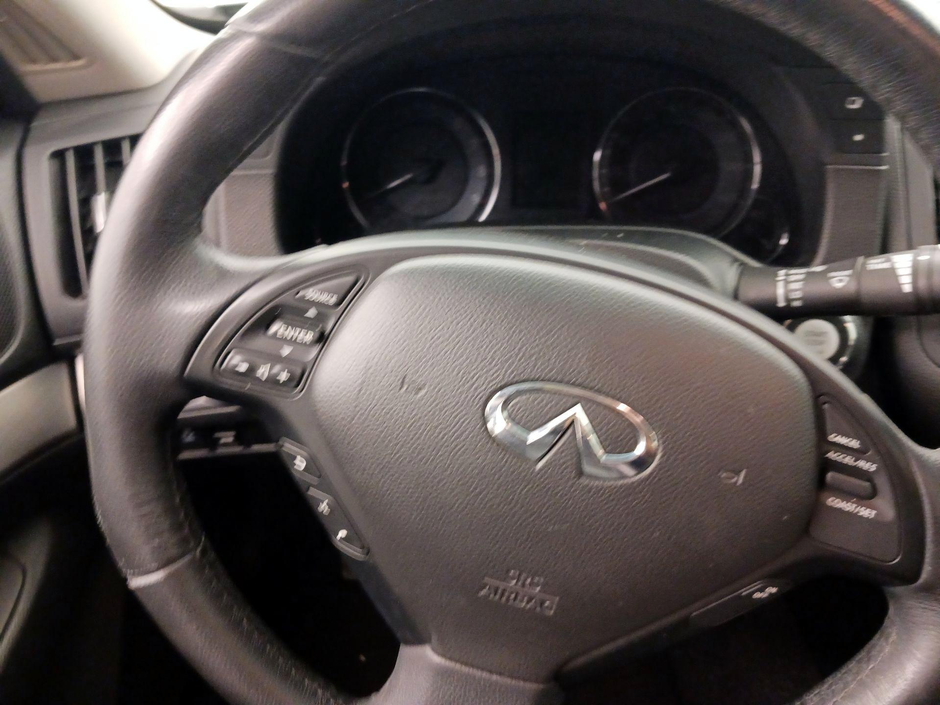Thumbnail: 2015 INFINITI  - 10