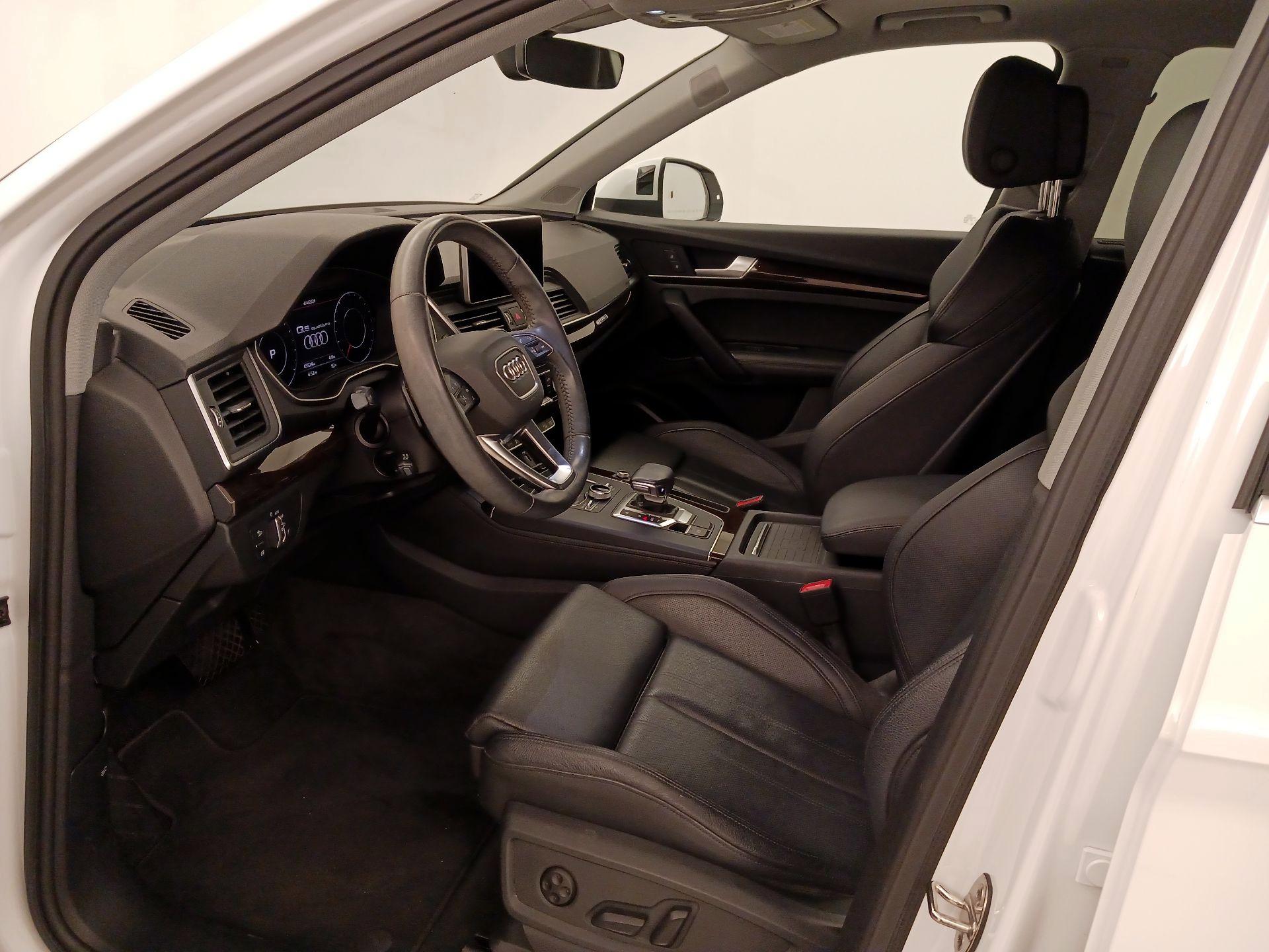 Thumbnail: 2019 Audi Q5 - 11