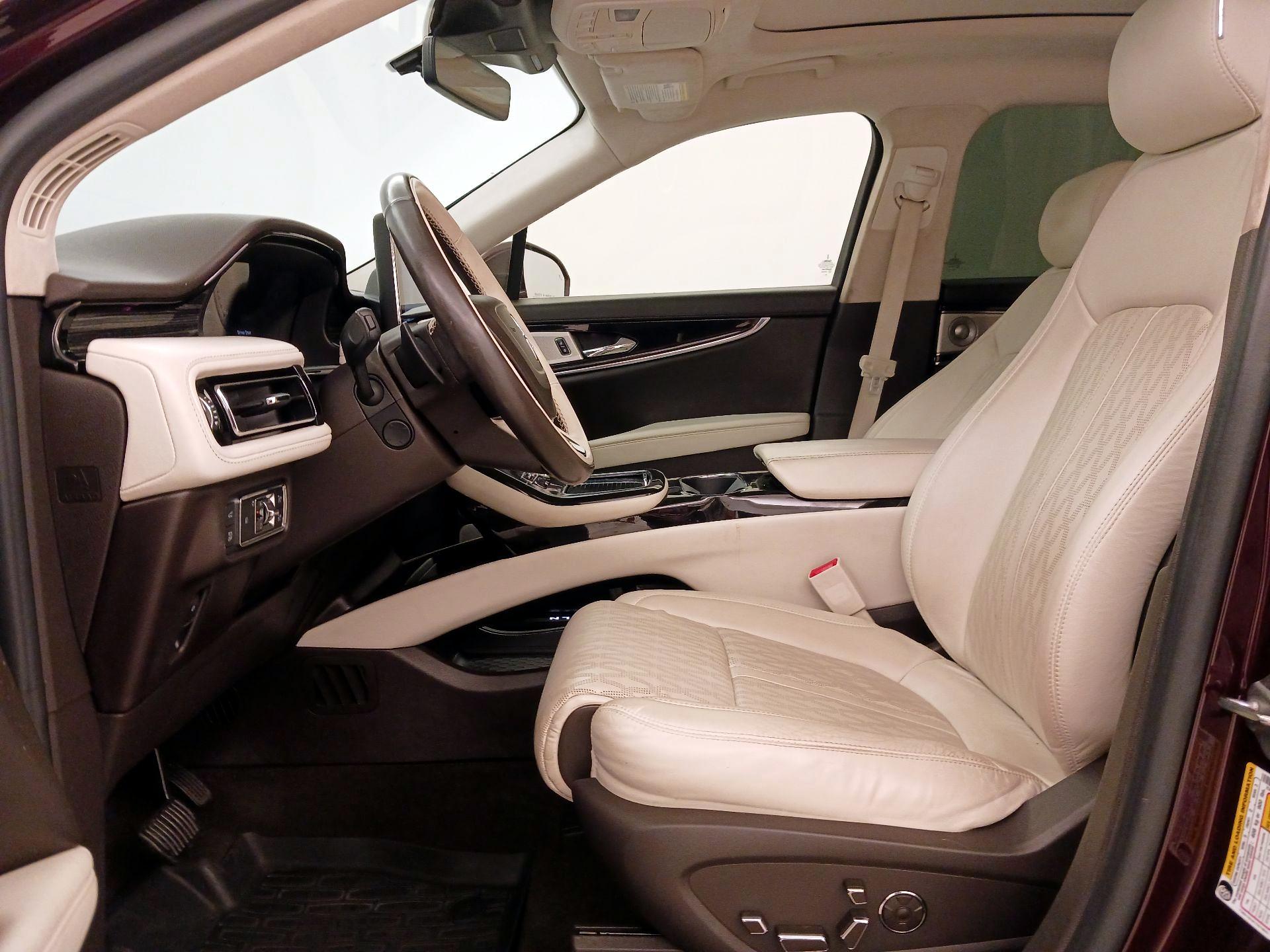 Thumbnail: 2021 Lincoln Nautilus - 11