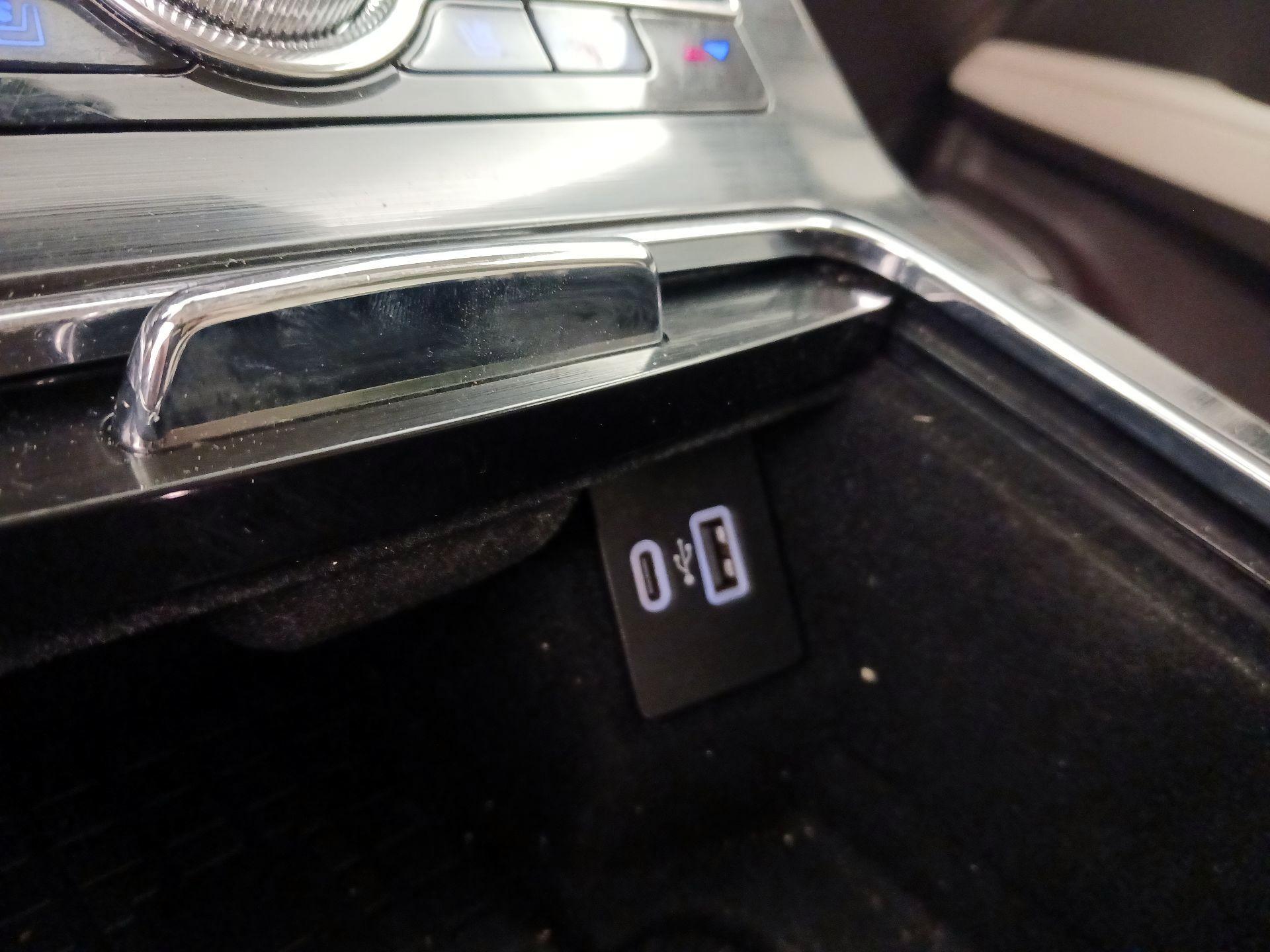 Thumbnail: 2021 Lincoln Nautilus - 19