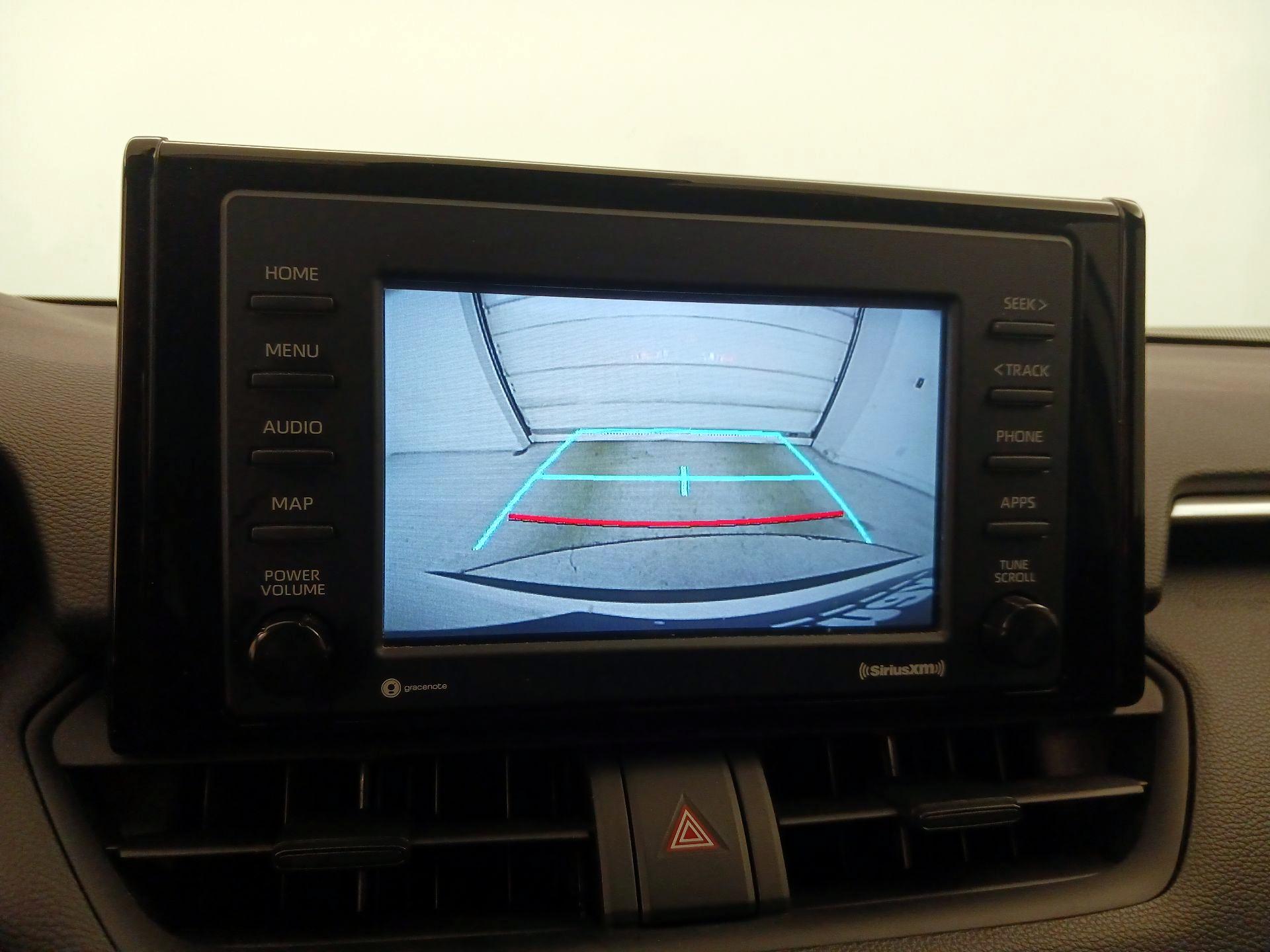 Thumbnail: 2022 Toyota RAV4 - 14