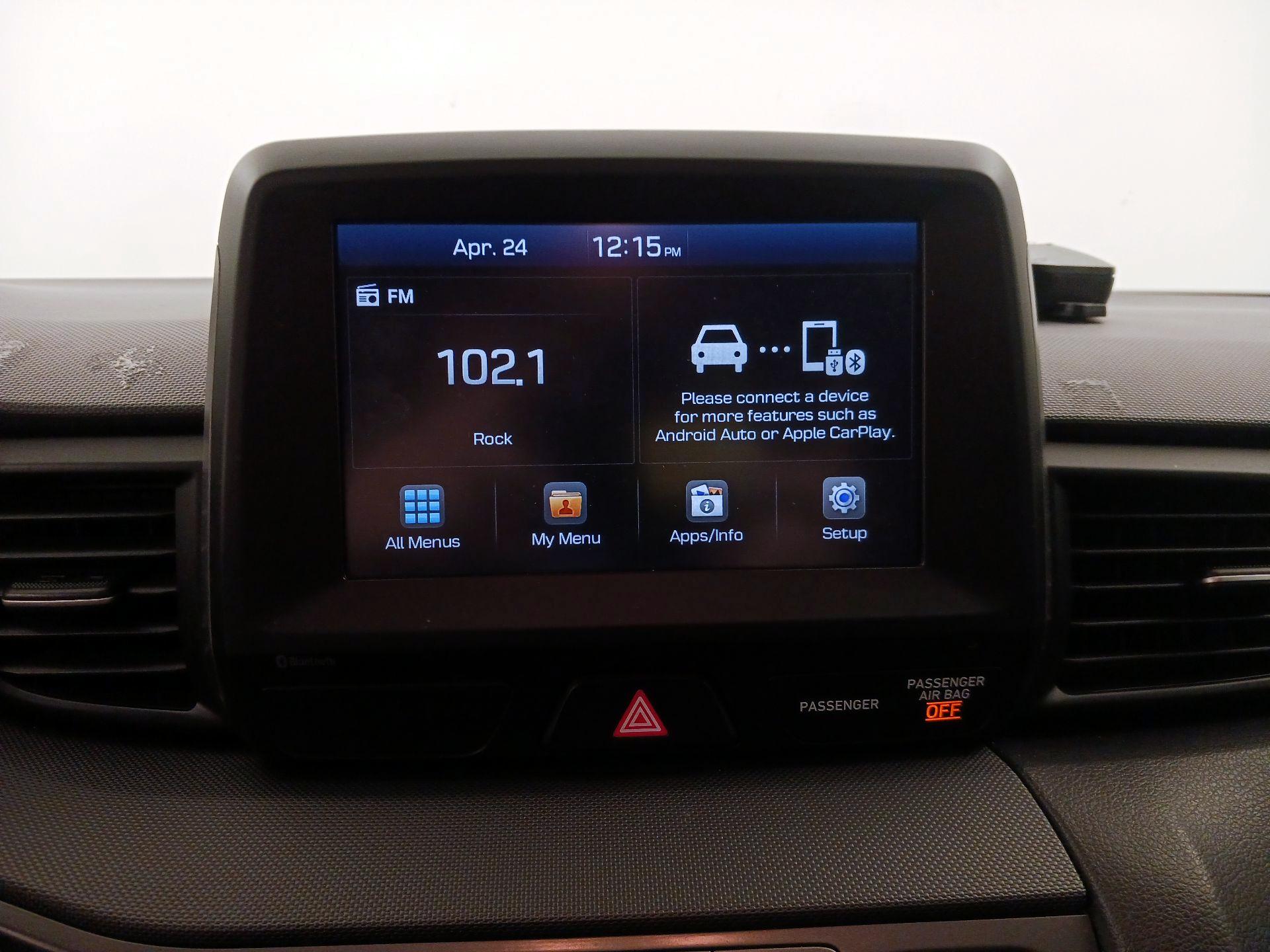 Thumbnail: 2020 Hyundai Veloster - 15